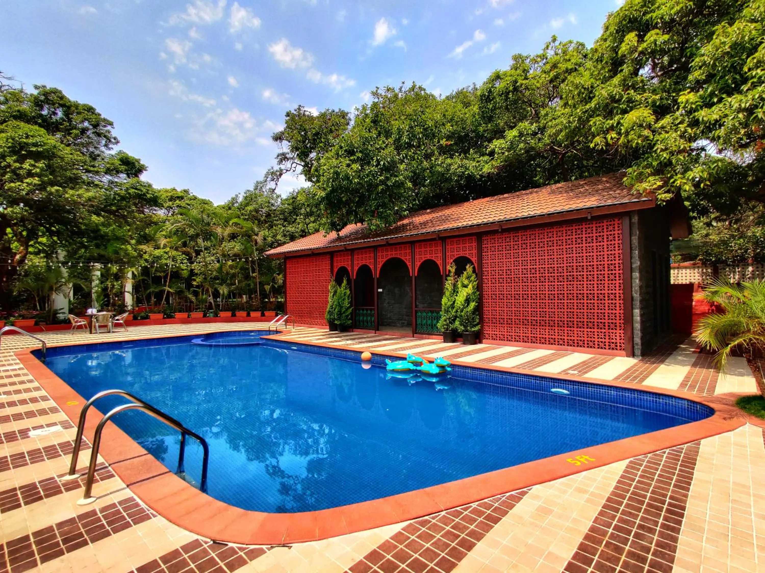 Swimming pool in Chambers Mahabaleshwar, A Club Mahindra Associate Resort