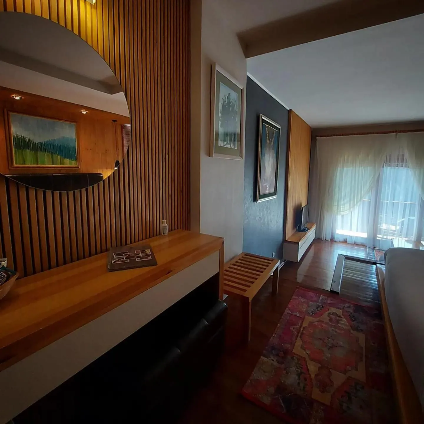 Seating area, Bed in Aurora Resort & Spa