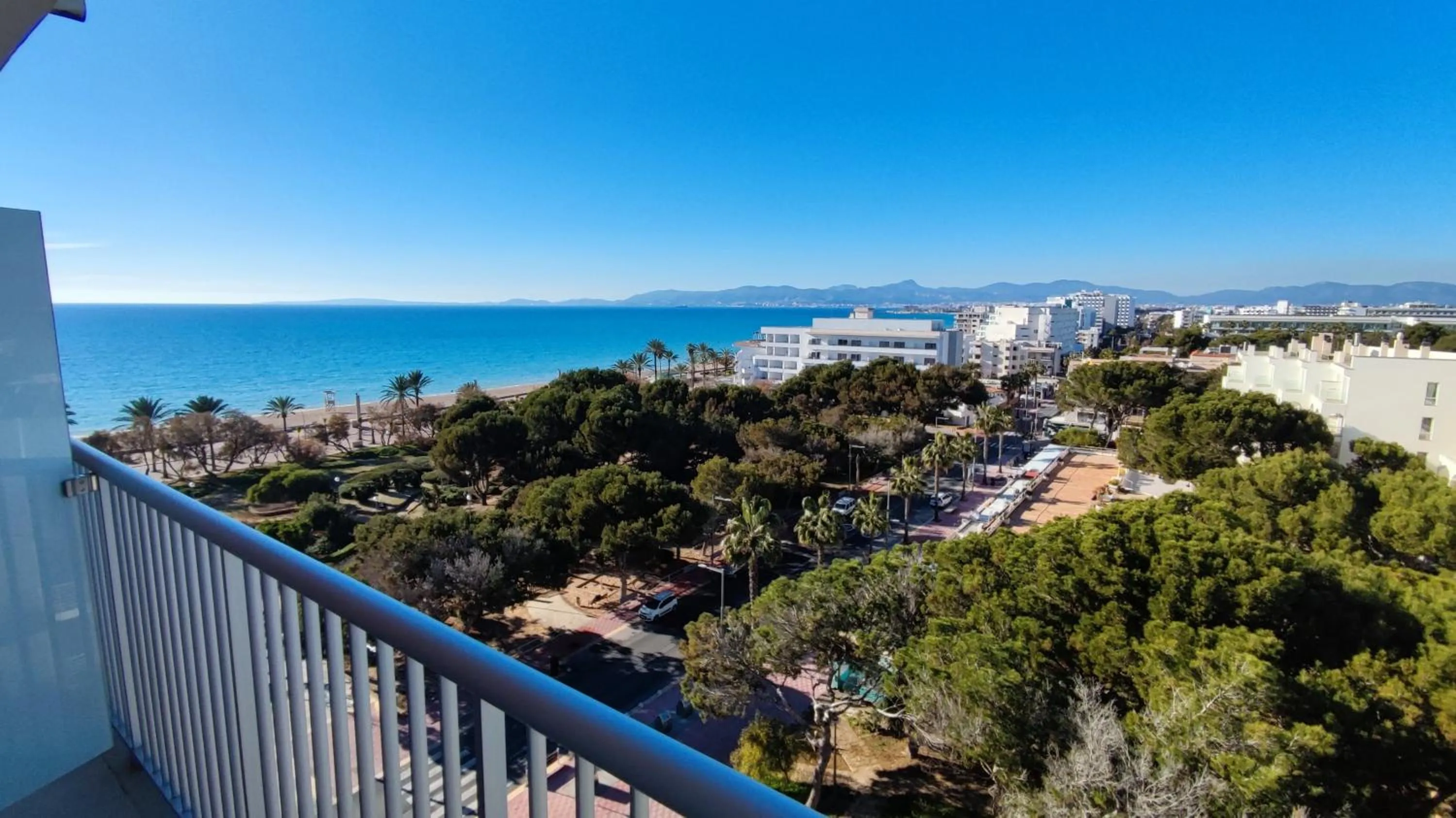 View (from property/room) in Leman Hotel y Apartamentos