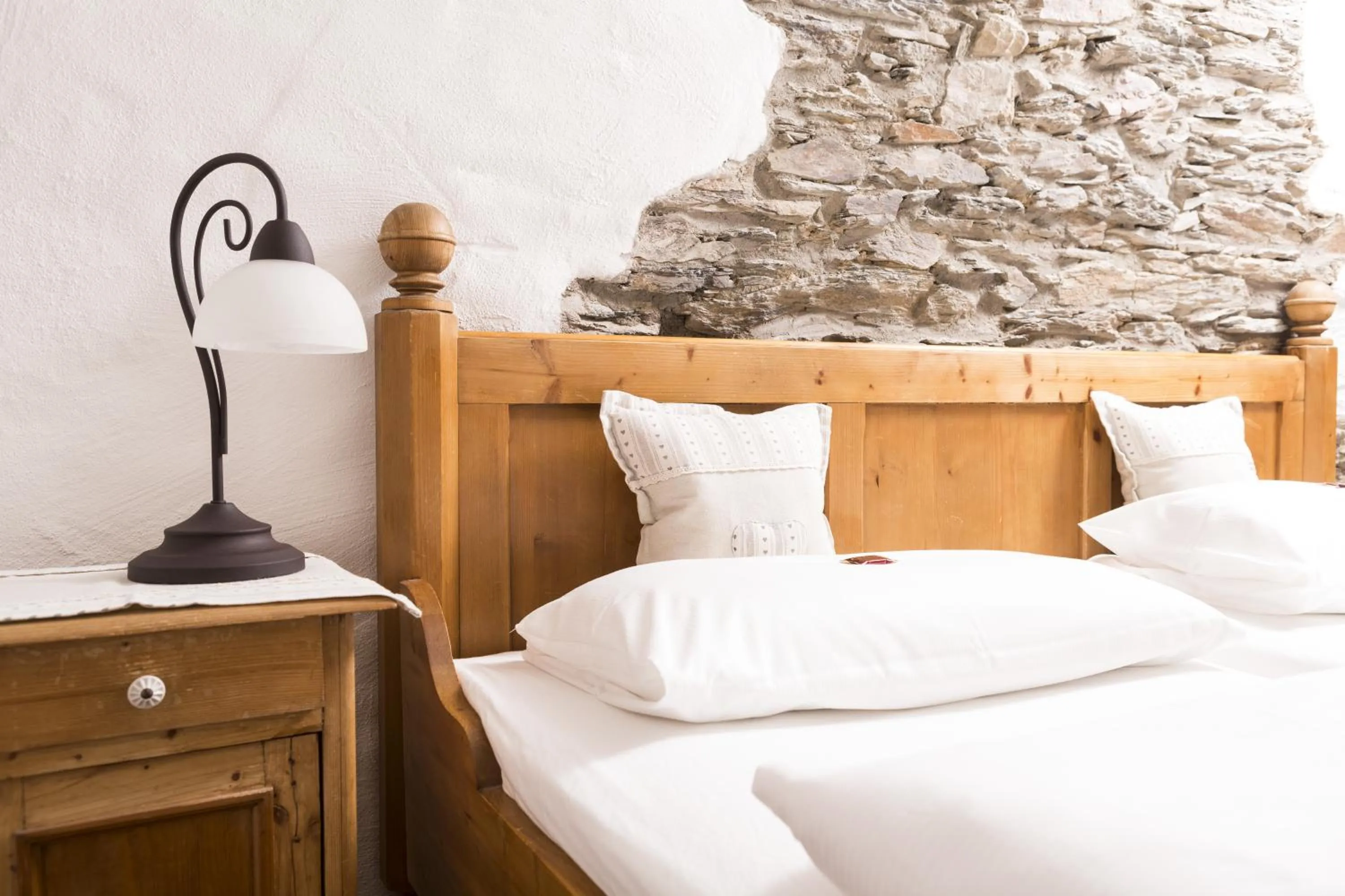 Decorative detail, Bed in Altes Stadttor