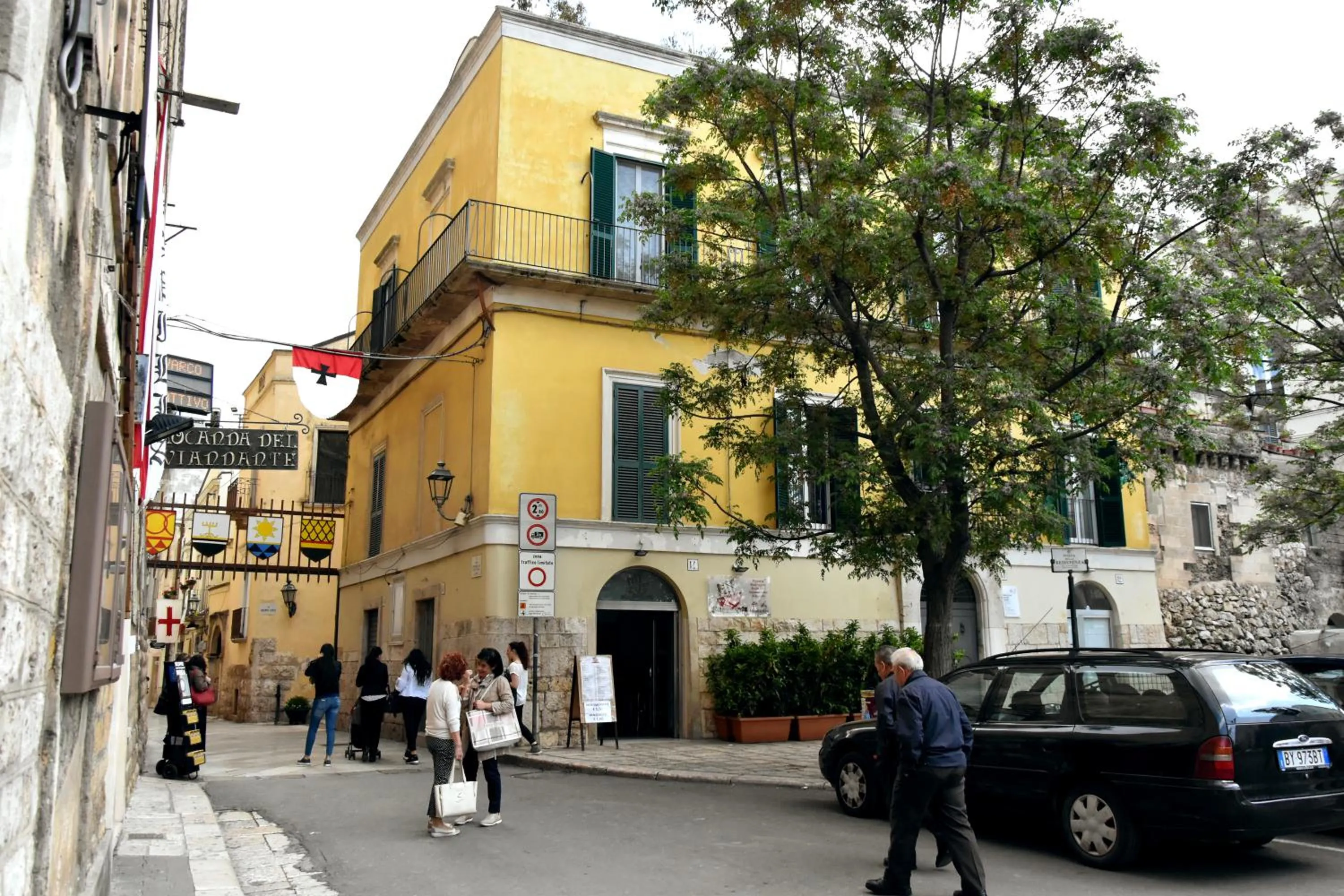 Property building in XVIII Arcano