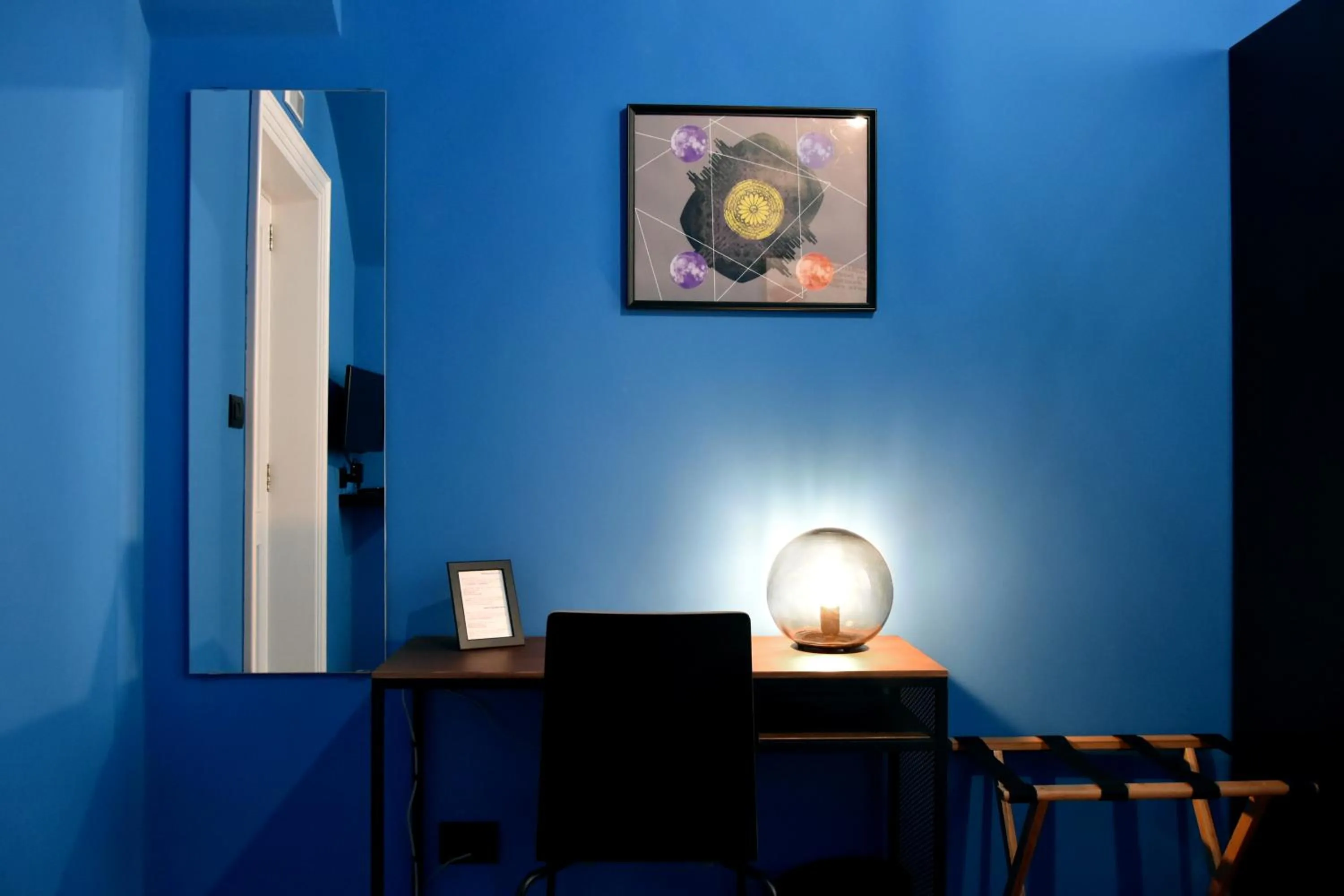 Photo of the whole room in XVIII Arcano