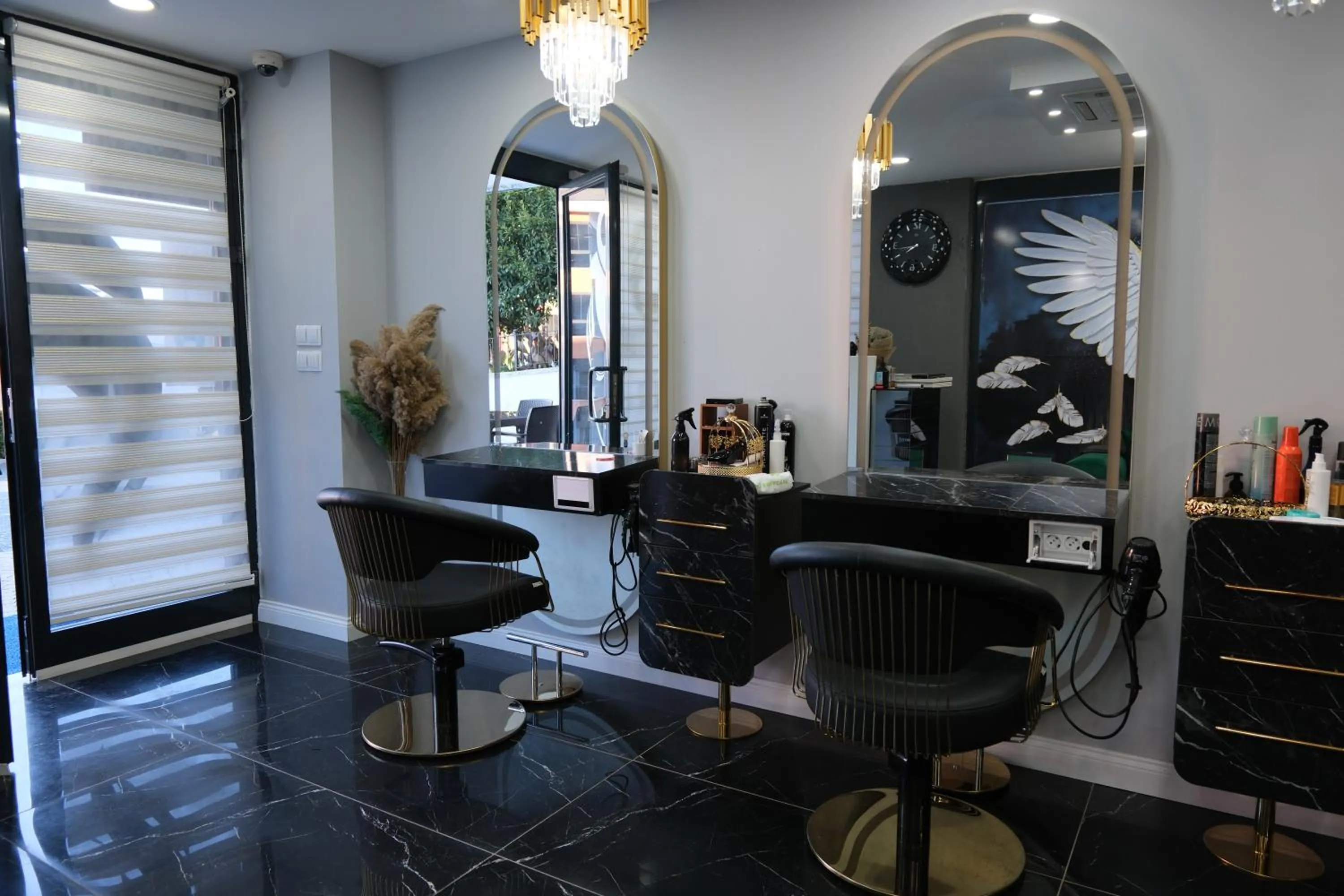 hair dresser in Şahin Tepesi Suite Otel