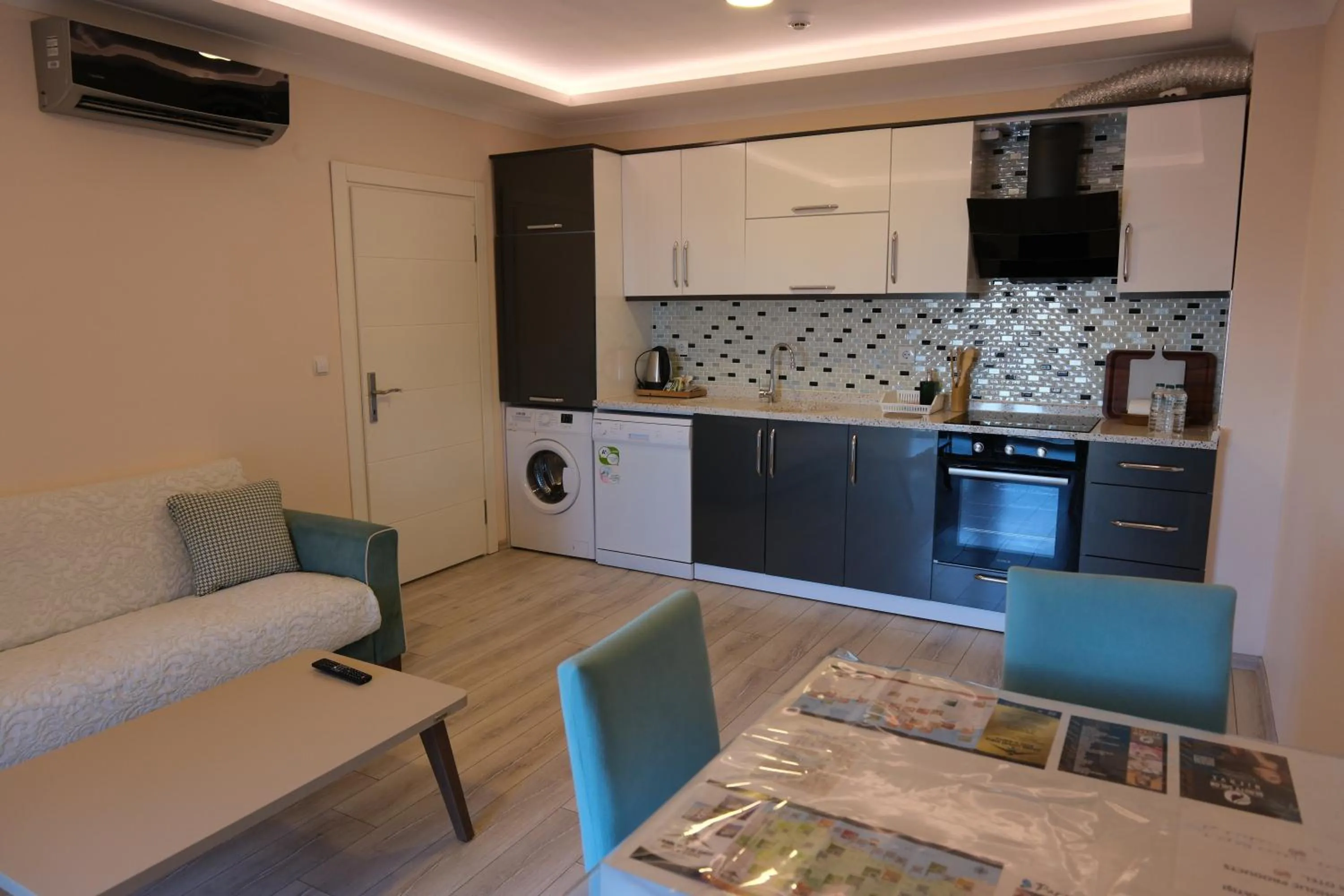 Kitchen or kitchenette in Şahin Tepesi Suite Otel