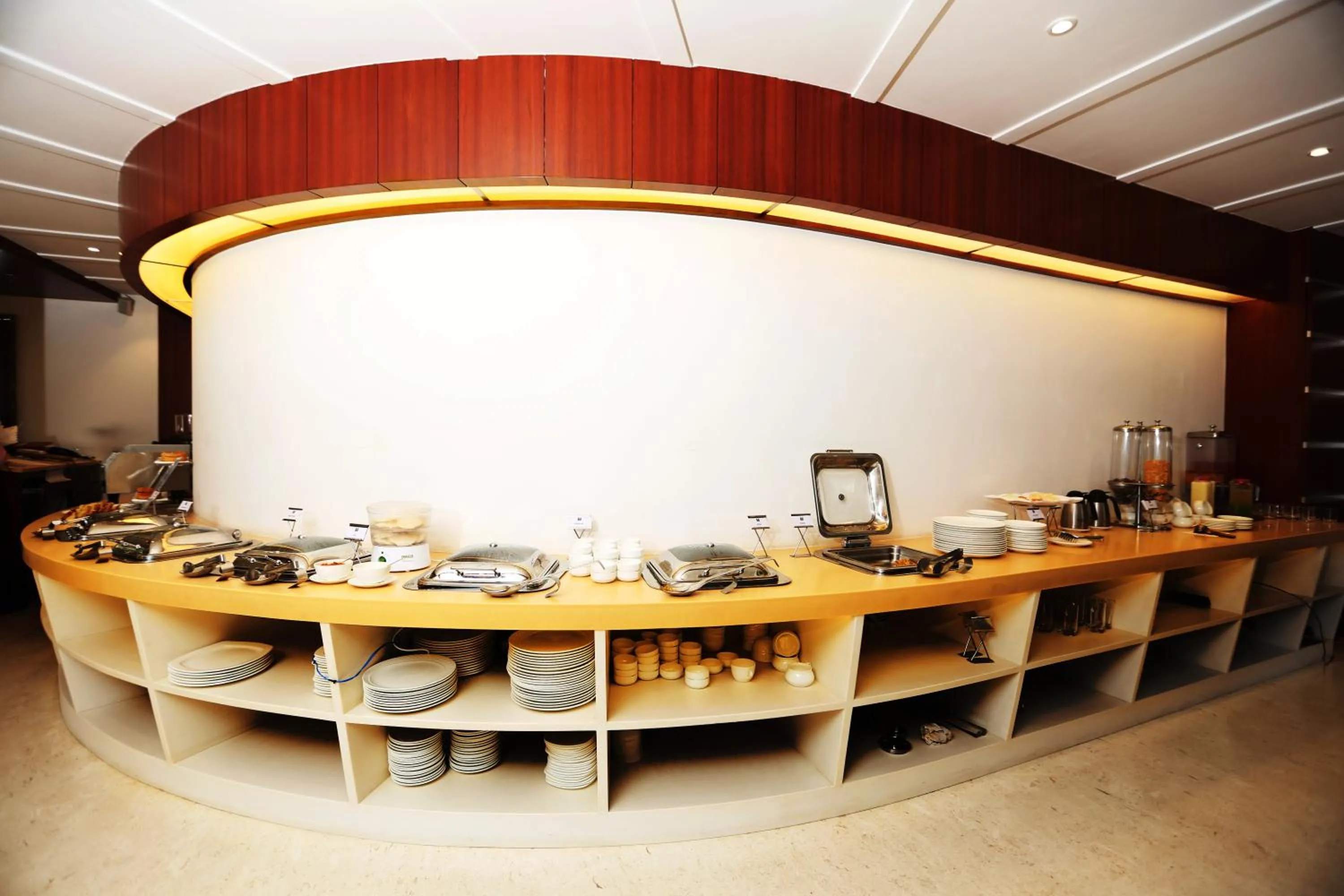 Breakfast in Comfort Inn Benares