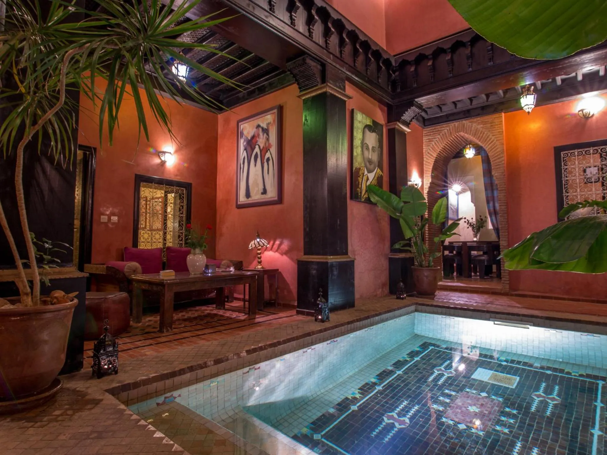 Swimming pool in Riad Samsli
