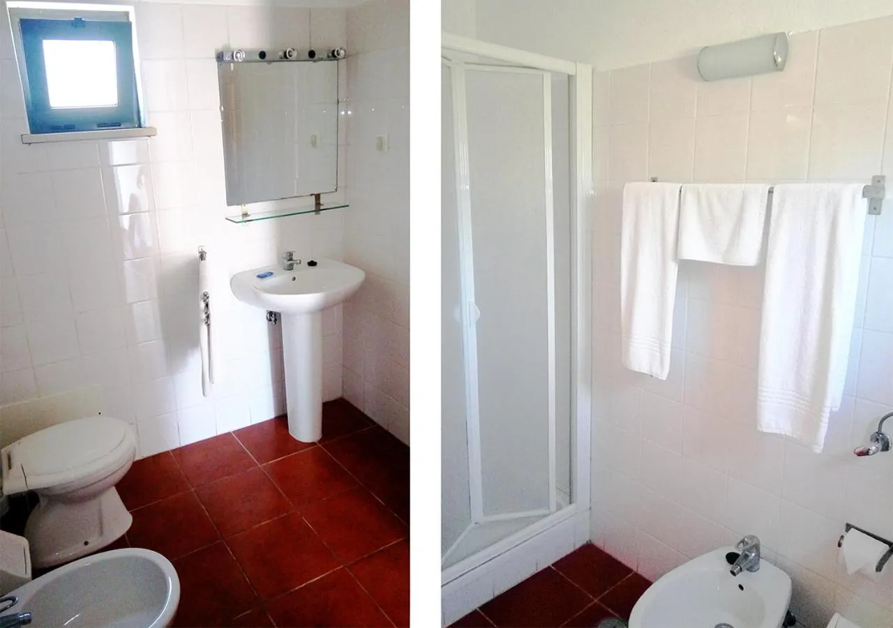 Shower in Parque de Campismo Orbitur Valverde