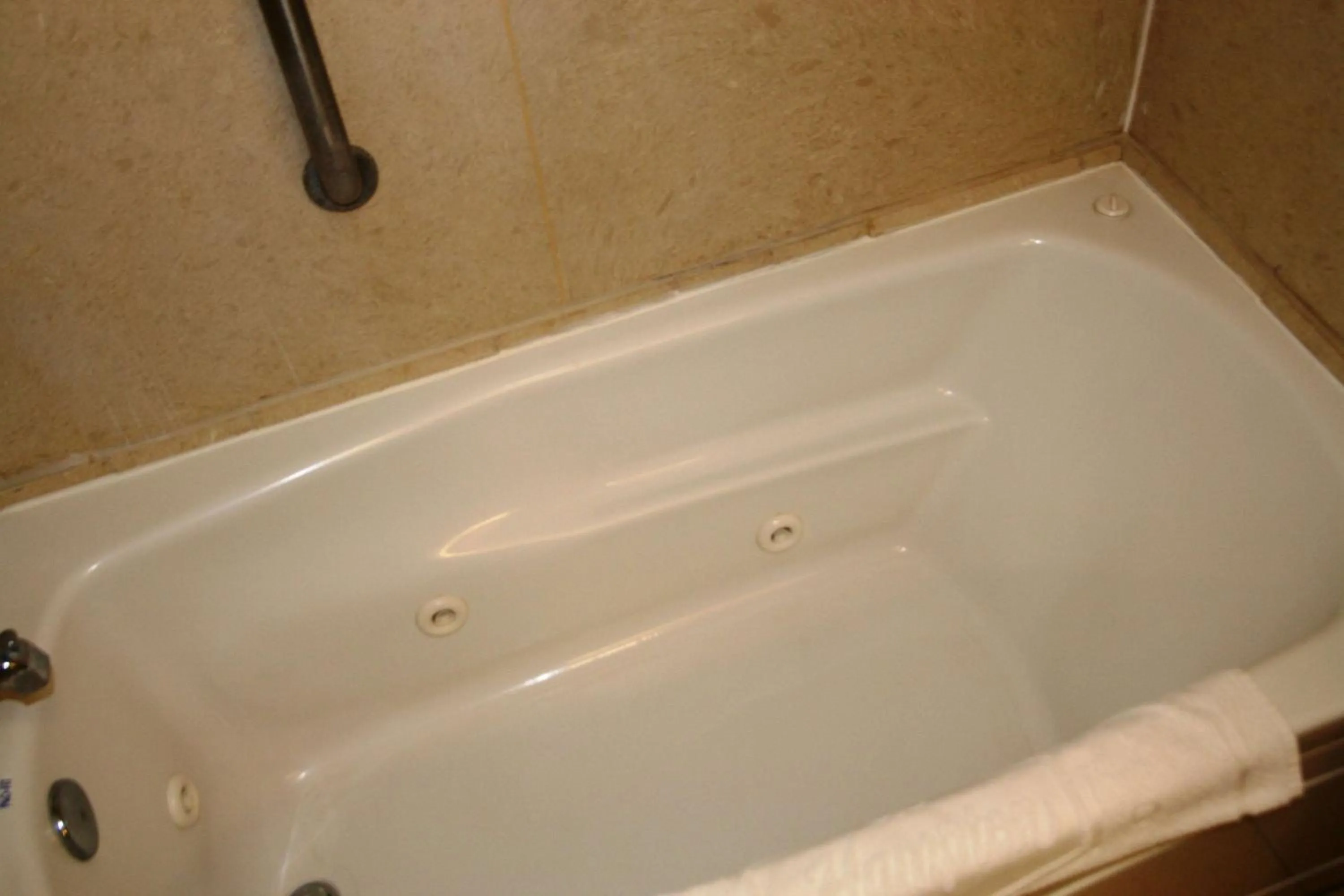 Bed in Hampton Inn Canton