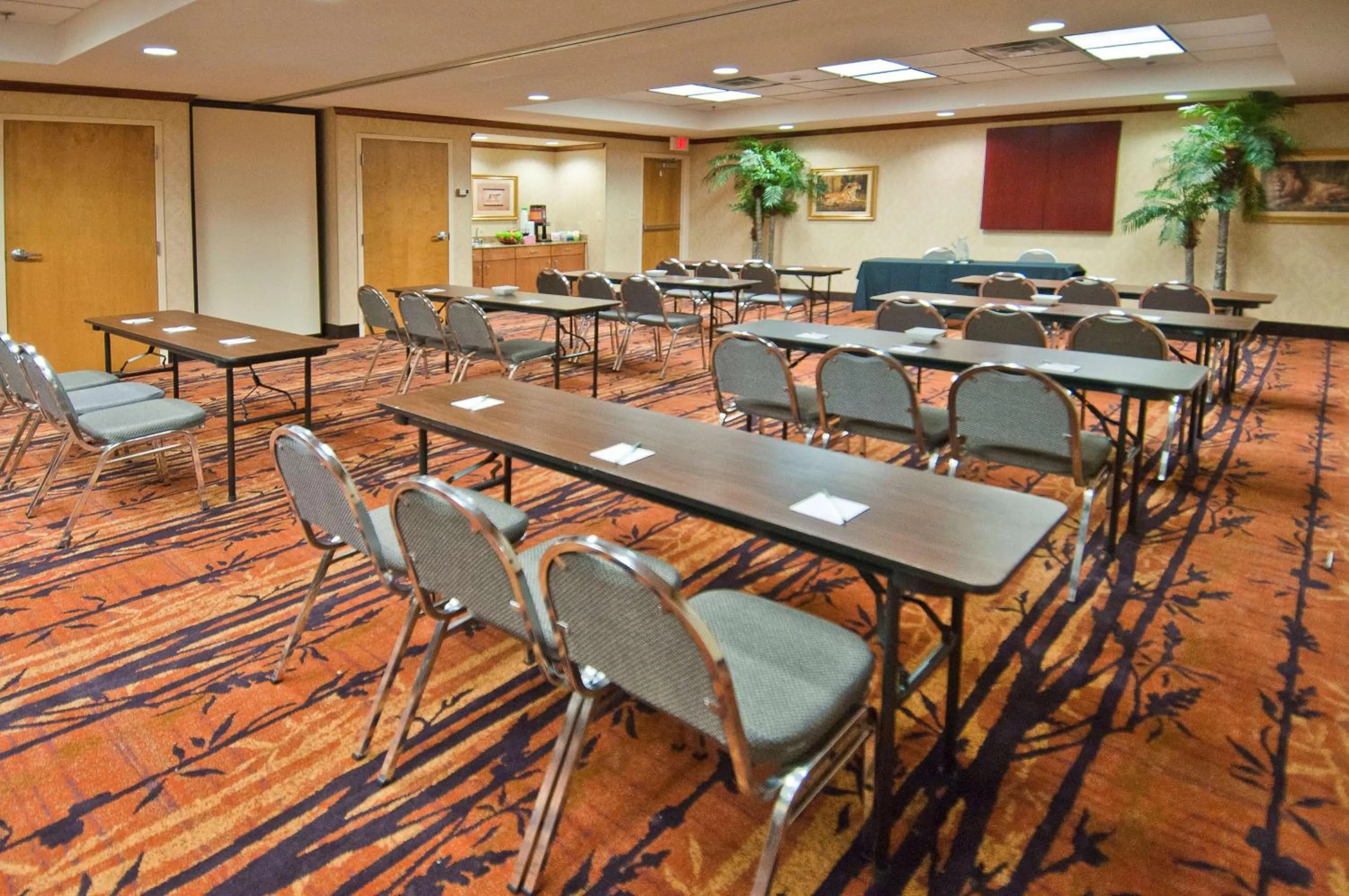 Meeting/conference room in Hampton Inn Canton