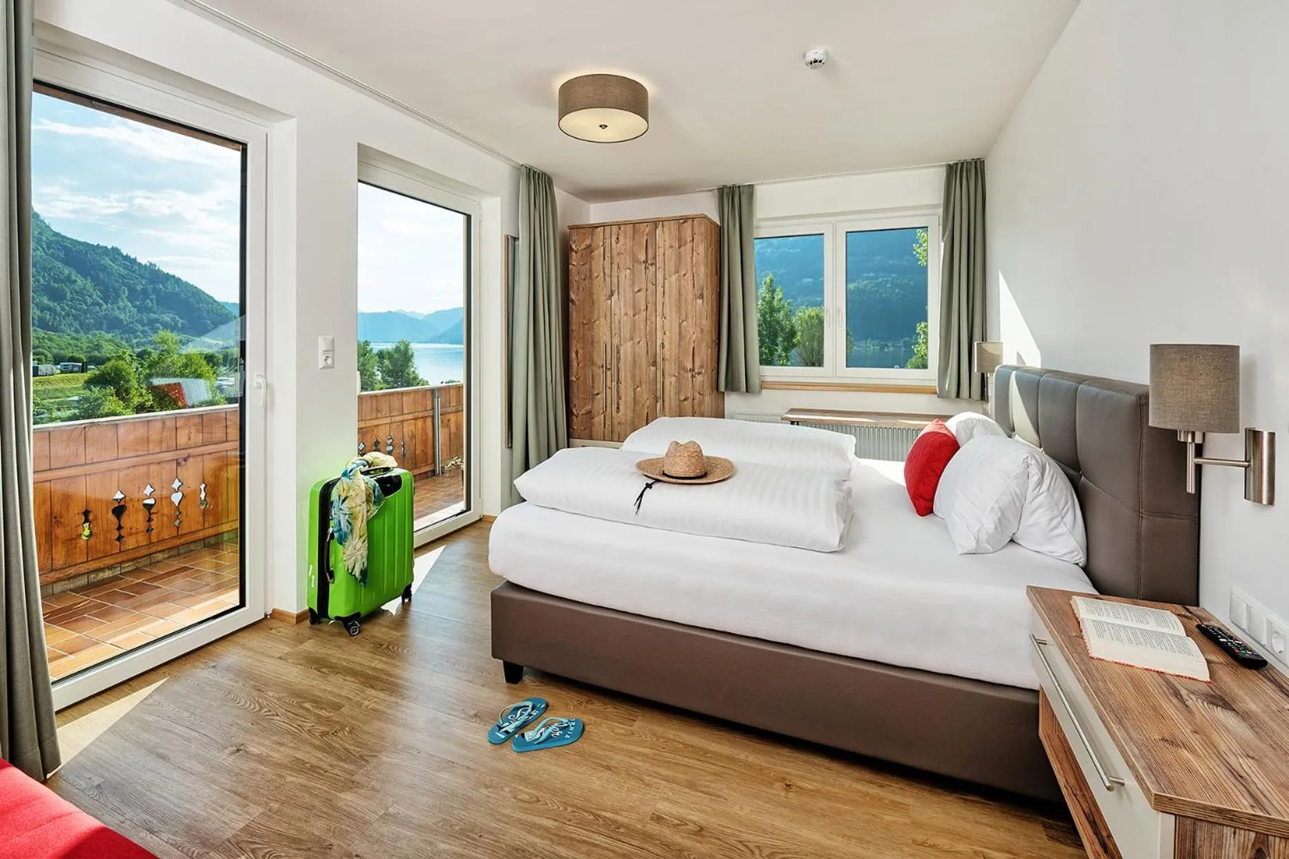 Photo of the whole room, Bed in Wellness Landhaus Parth