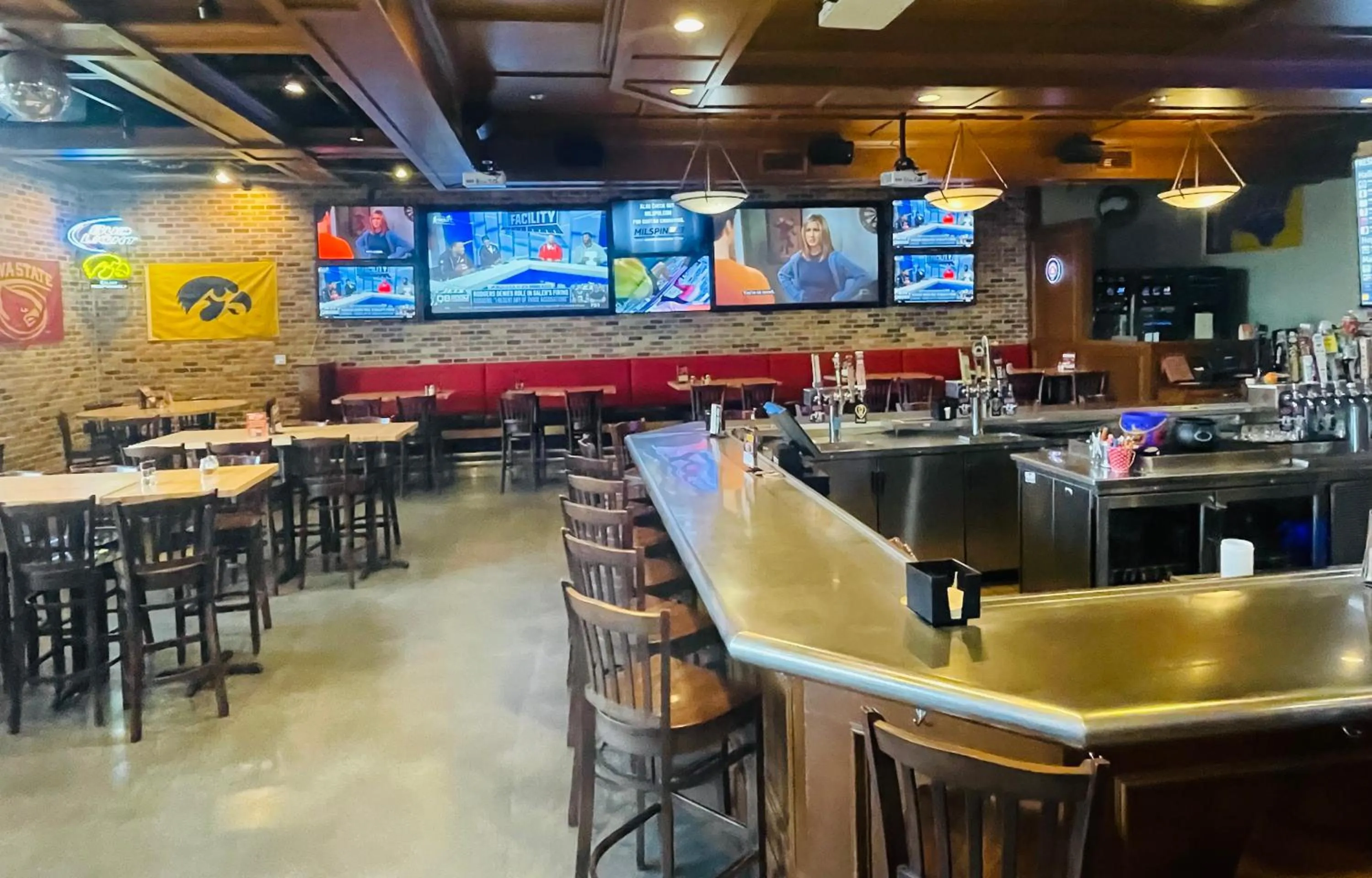 Restaurant/places to eat in Best Western Plus Dubuque Hotel and Conference Center