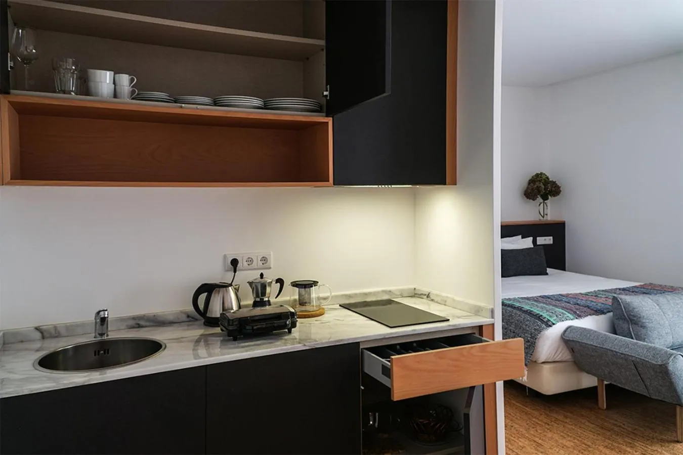 Kitchen or kitchenette in Furnas Lake Forest Living