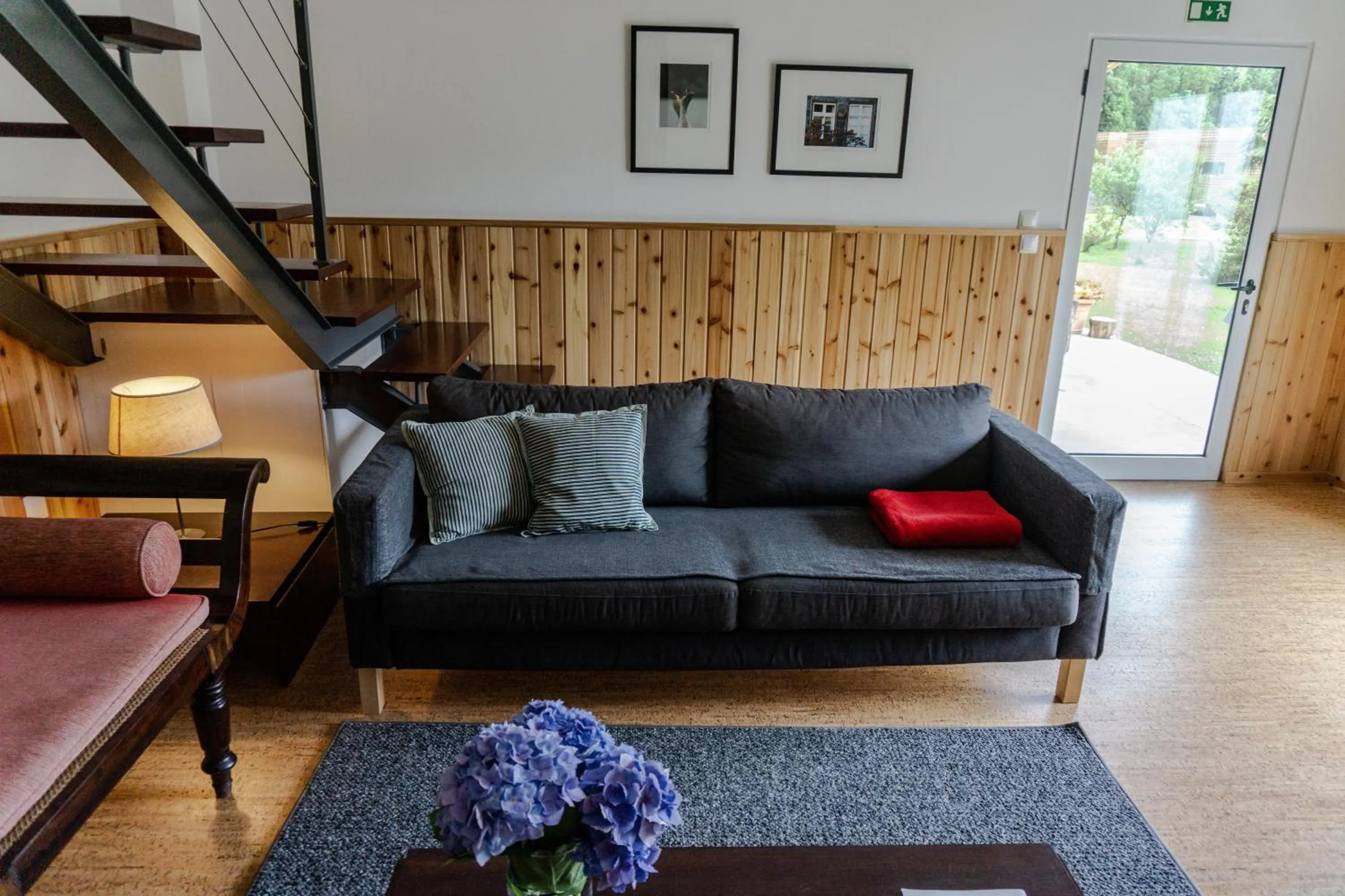 Living room in Furnas Lake Forest Living