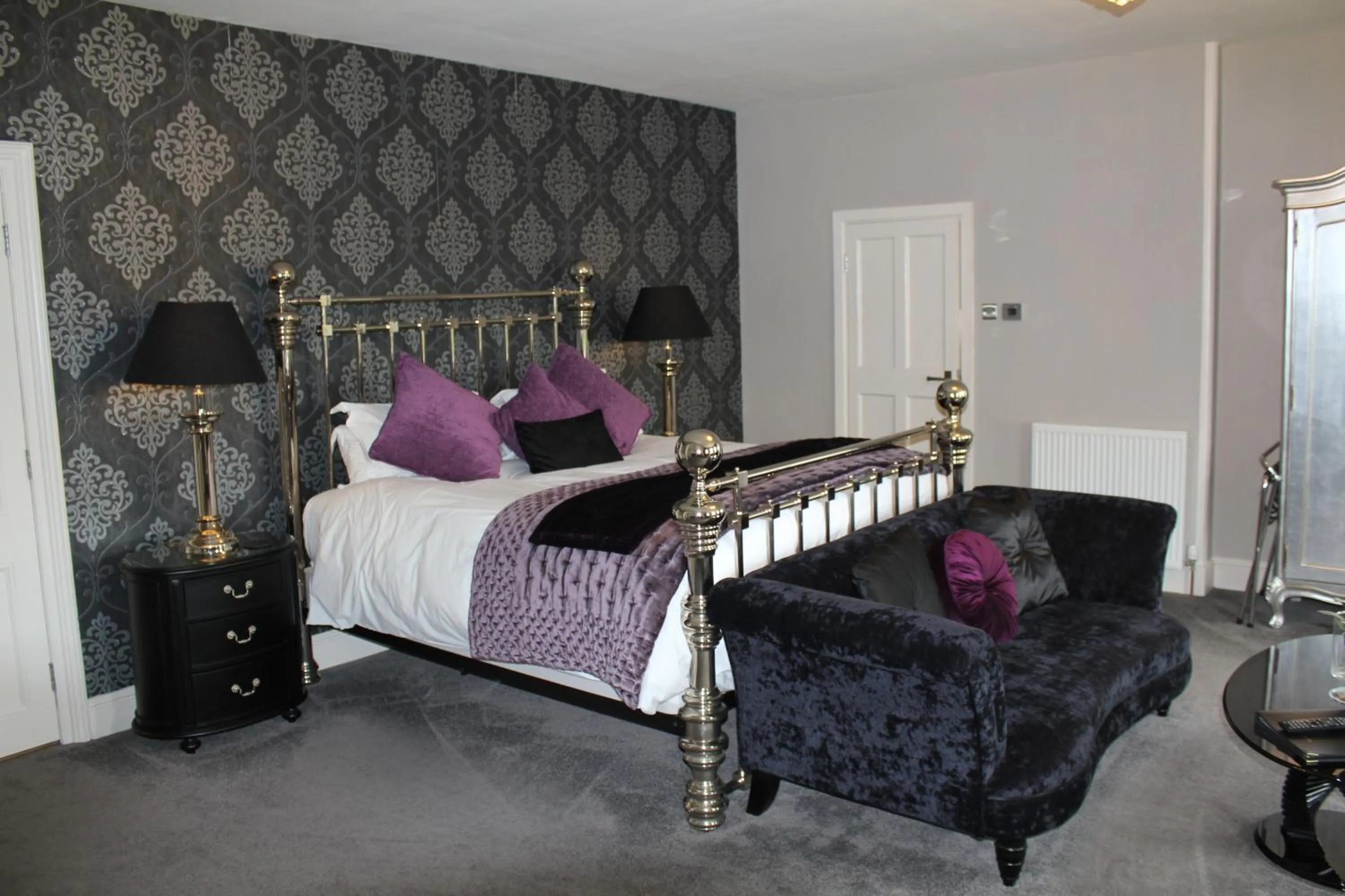 Bed in Dower House Hotel