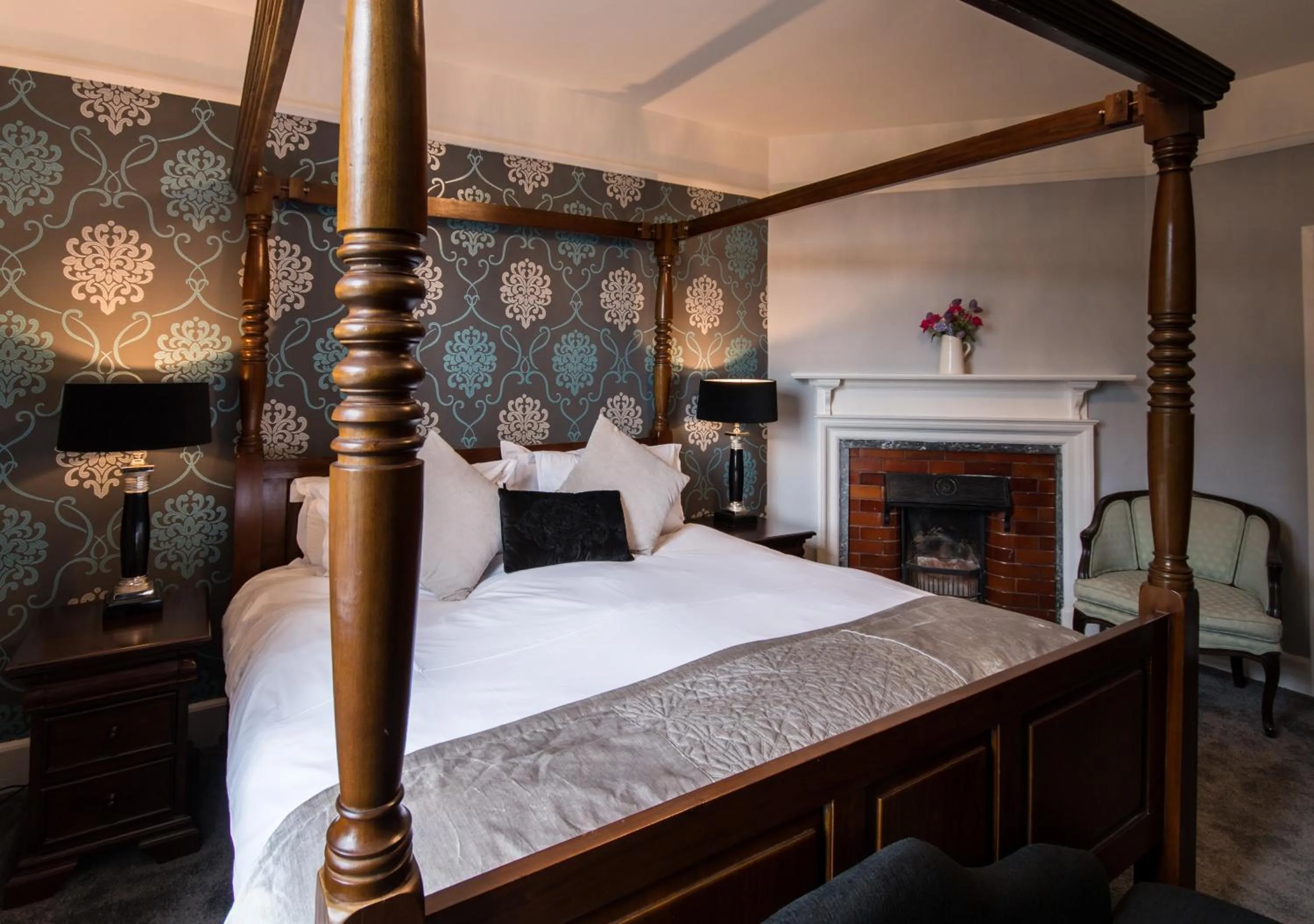 Bed in Dower House Hotel