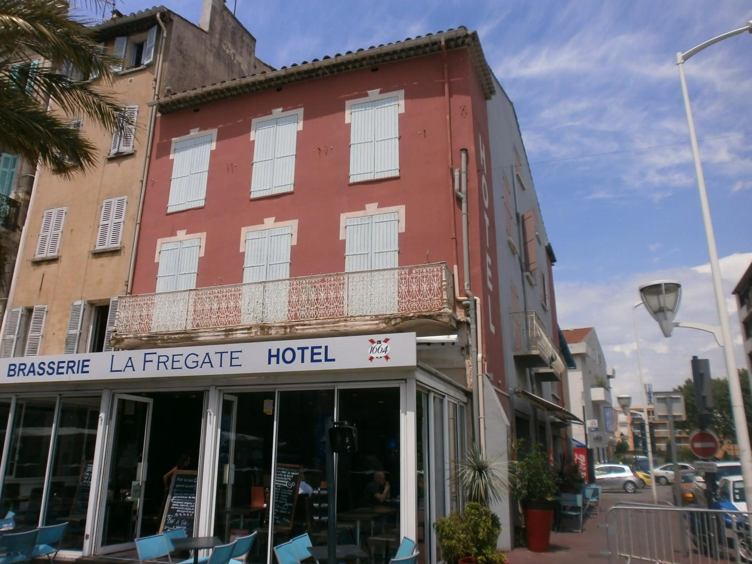 Property building in Hotel Restaurant La Frégate