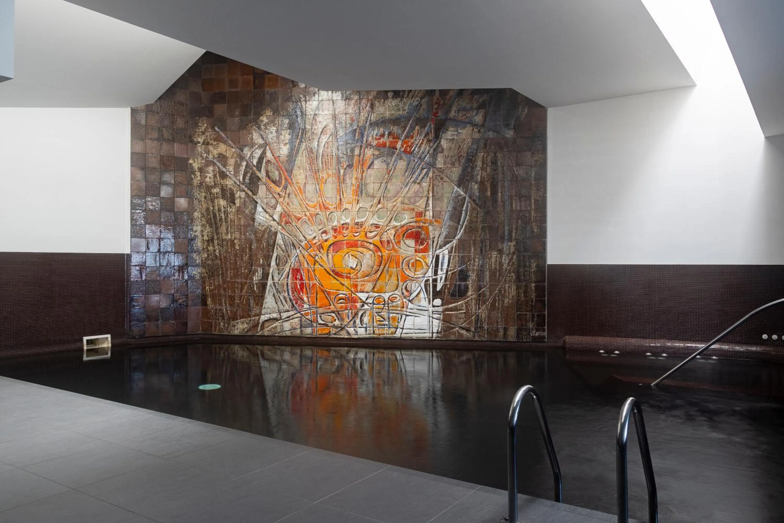 Swimming pool in Hotel Rali Viana