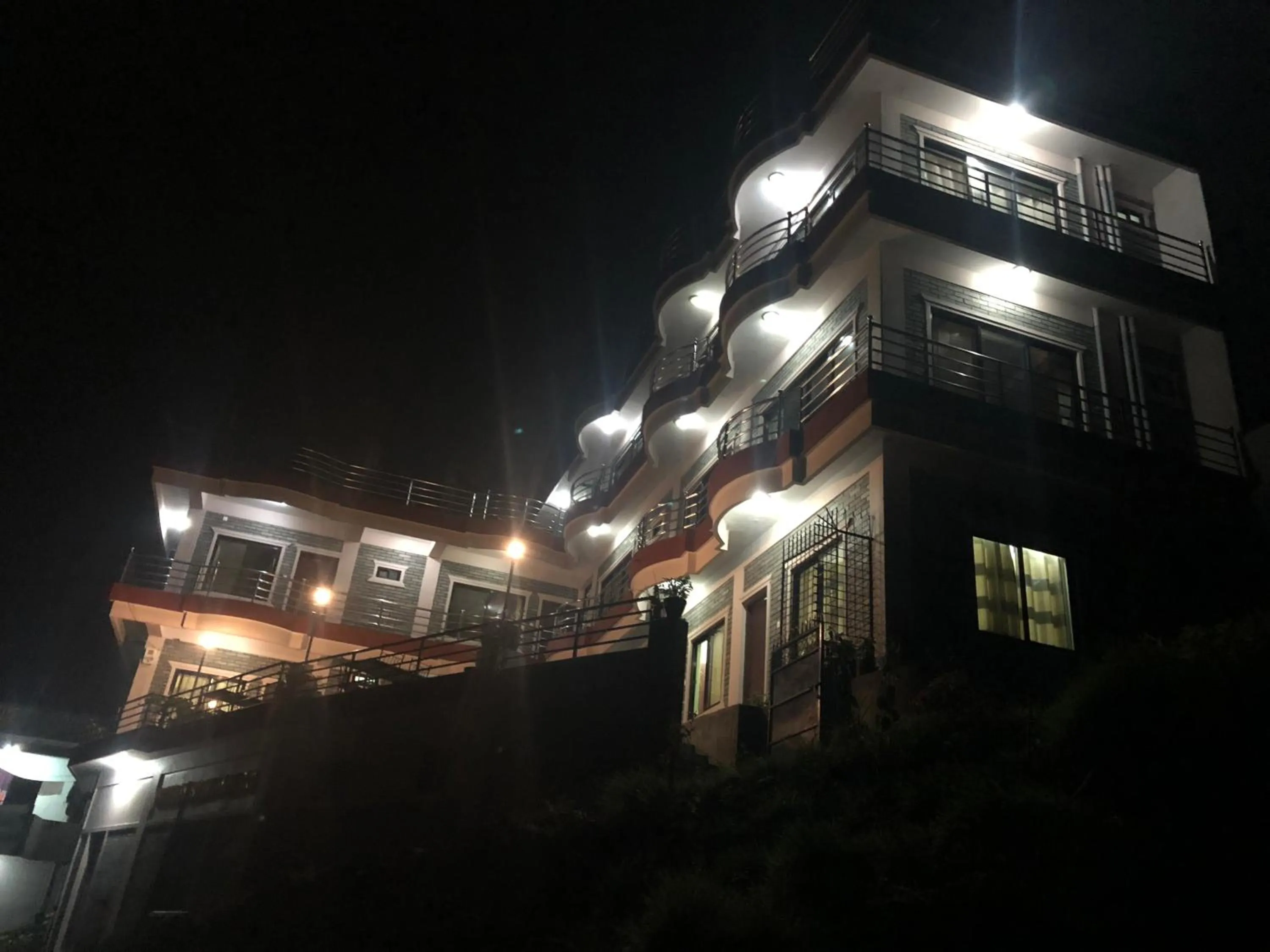 Facade/entrance in Hotel Pristine Himalaya