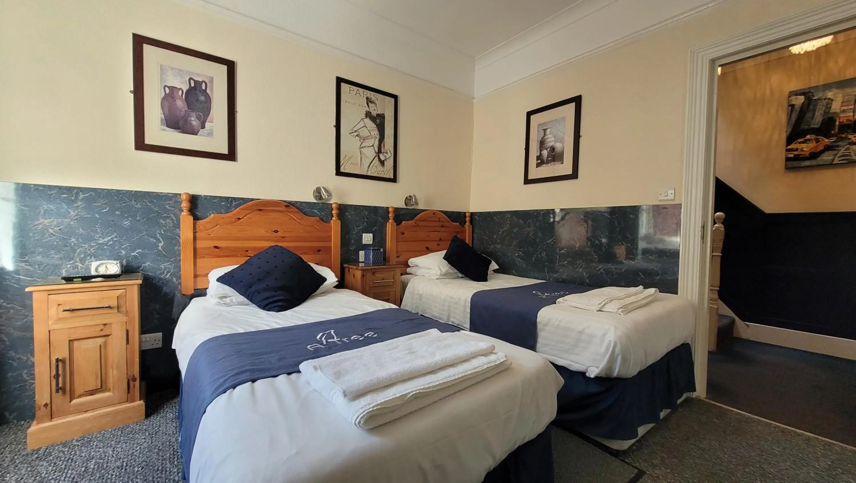 Bed in Argyle Lodge Self Catering Guest House