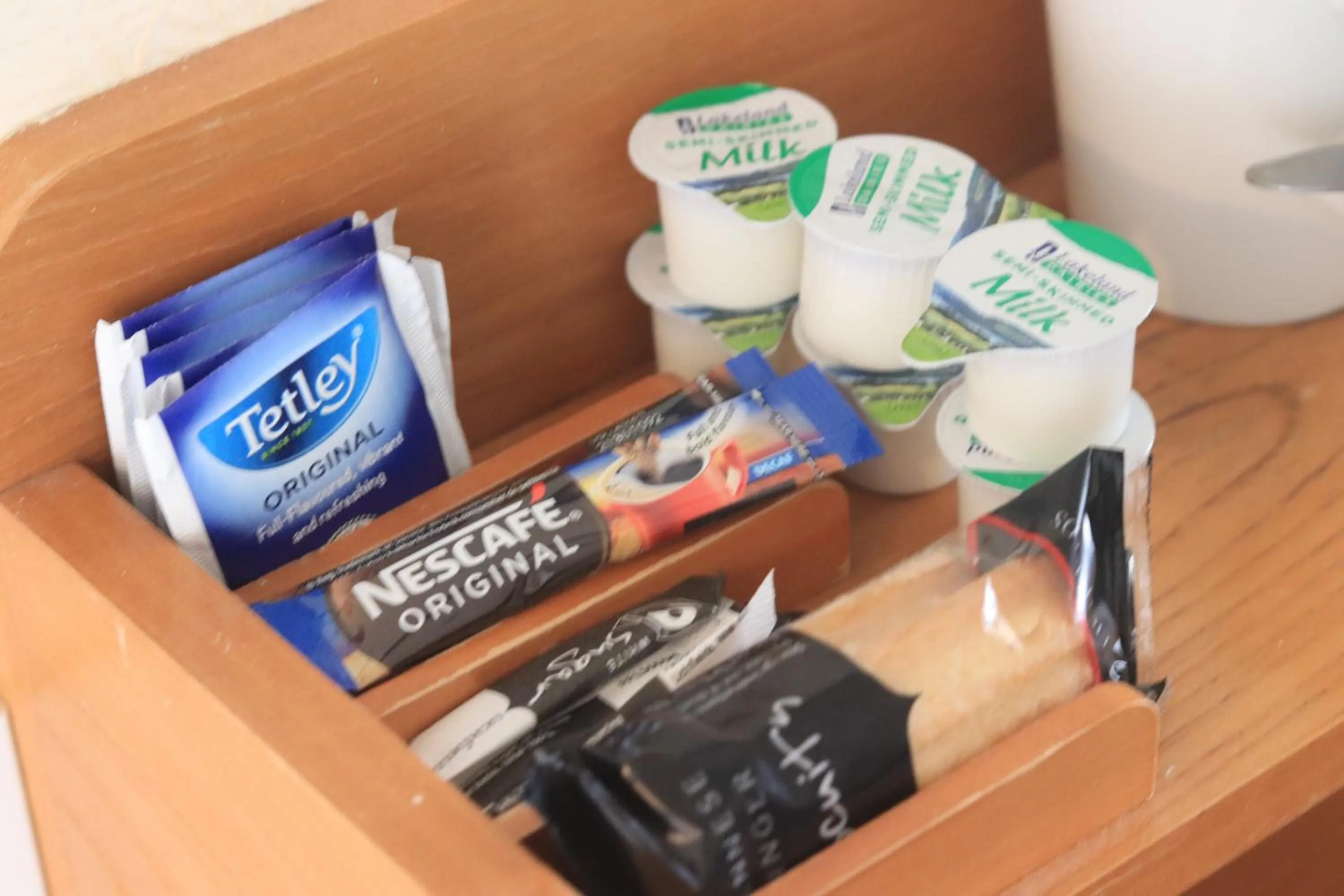 minibar in Argyle Lodge Self Catering Guest House