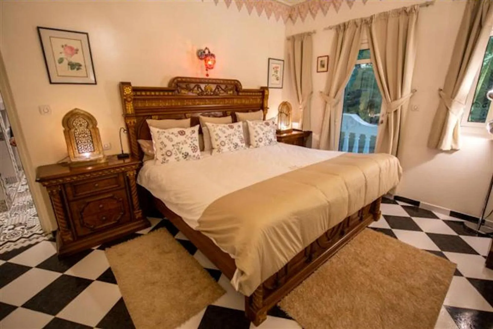 Photo of the whole room, Bed in Riad Dar Sofian