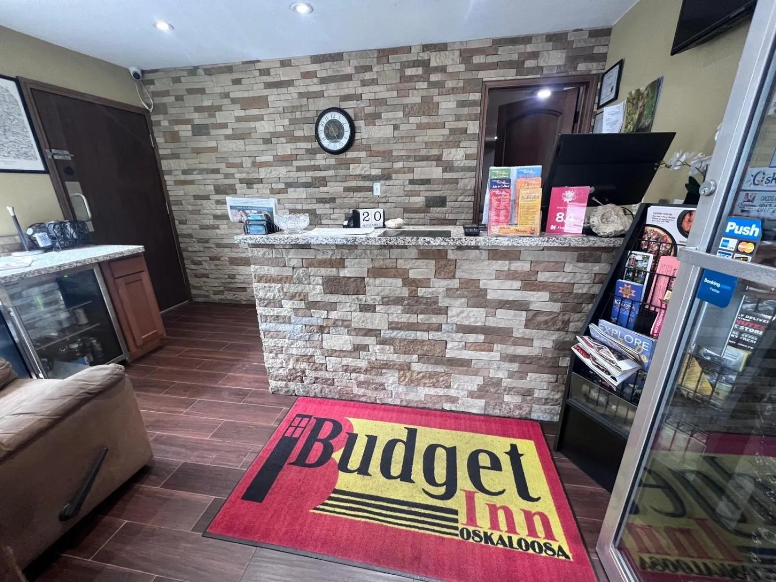 Lobby or reception in Budget Inn Oskaloosa US 63 Near Pella