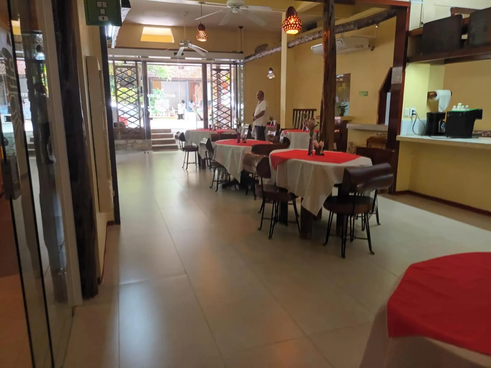 Restaurant/places to eat in Hotel - Museo Xibalba