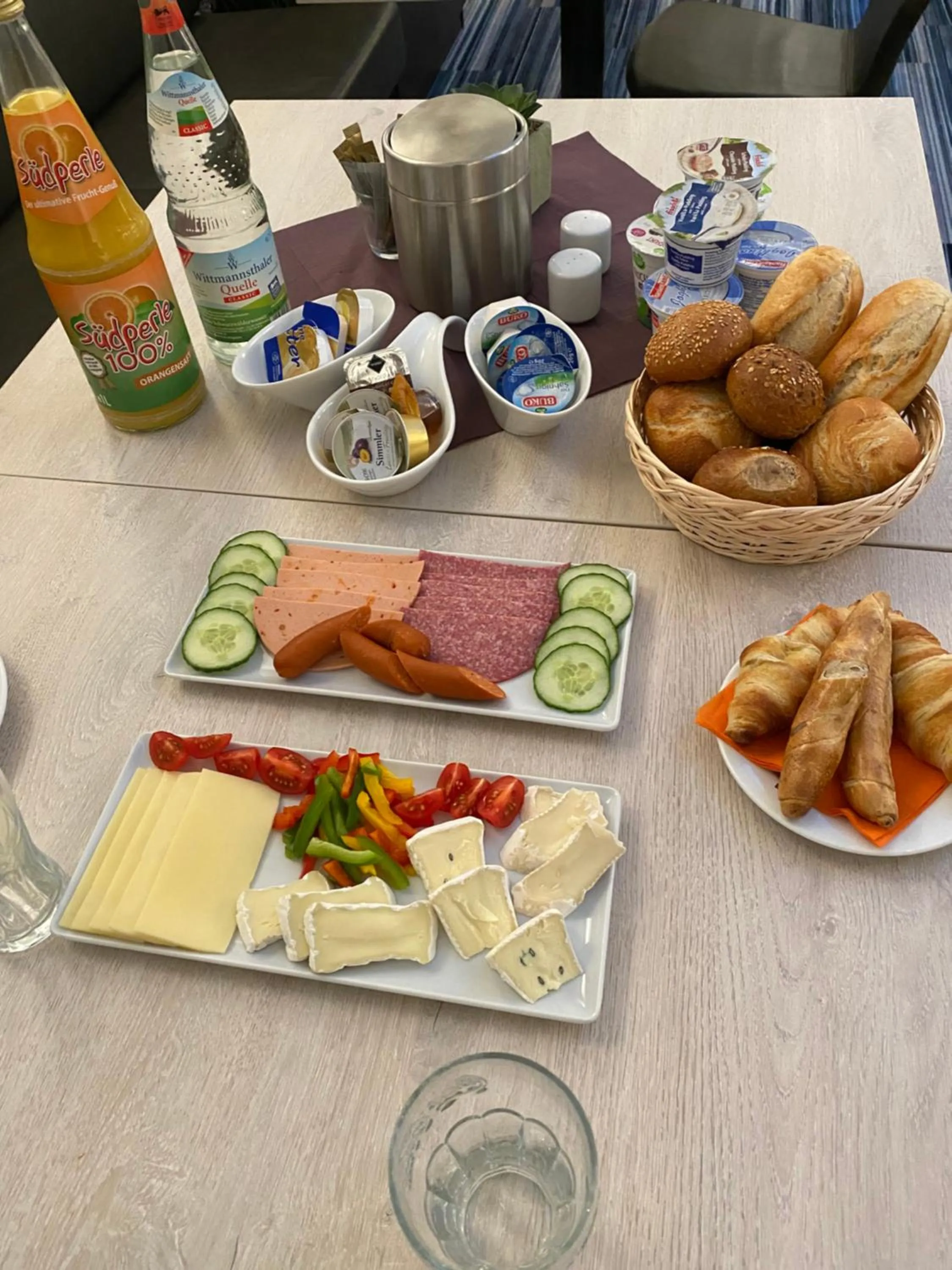 Breakfast in Hotel Lumi