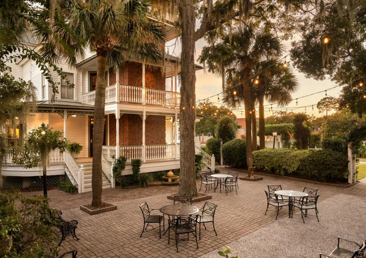 Garden view in The Beaufort Inn