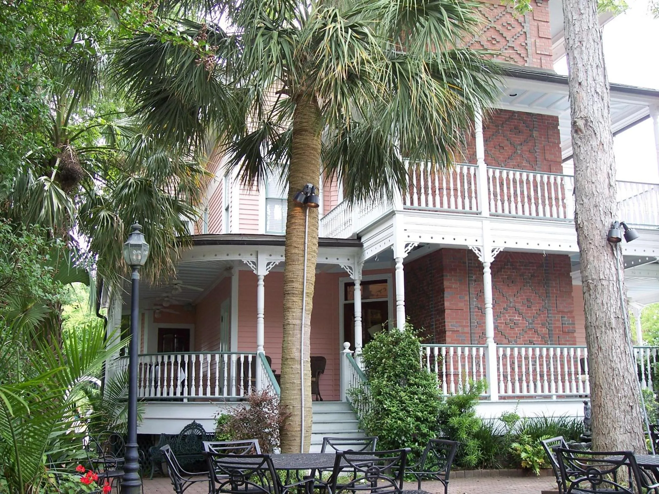 Facade/entrance in The Beaufort Inn