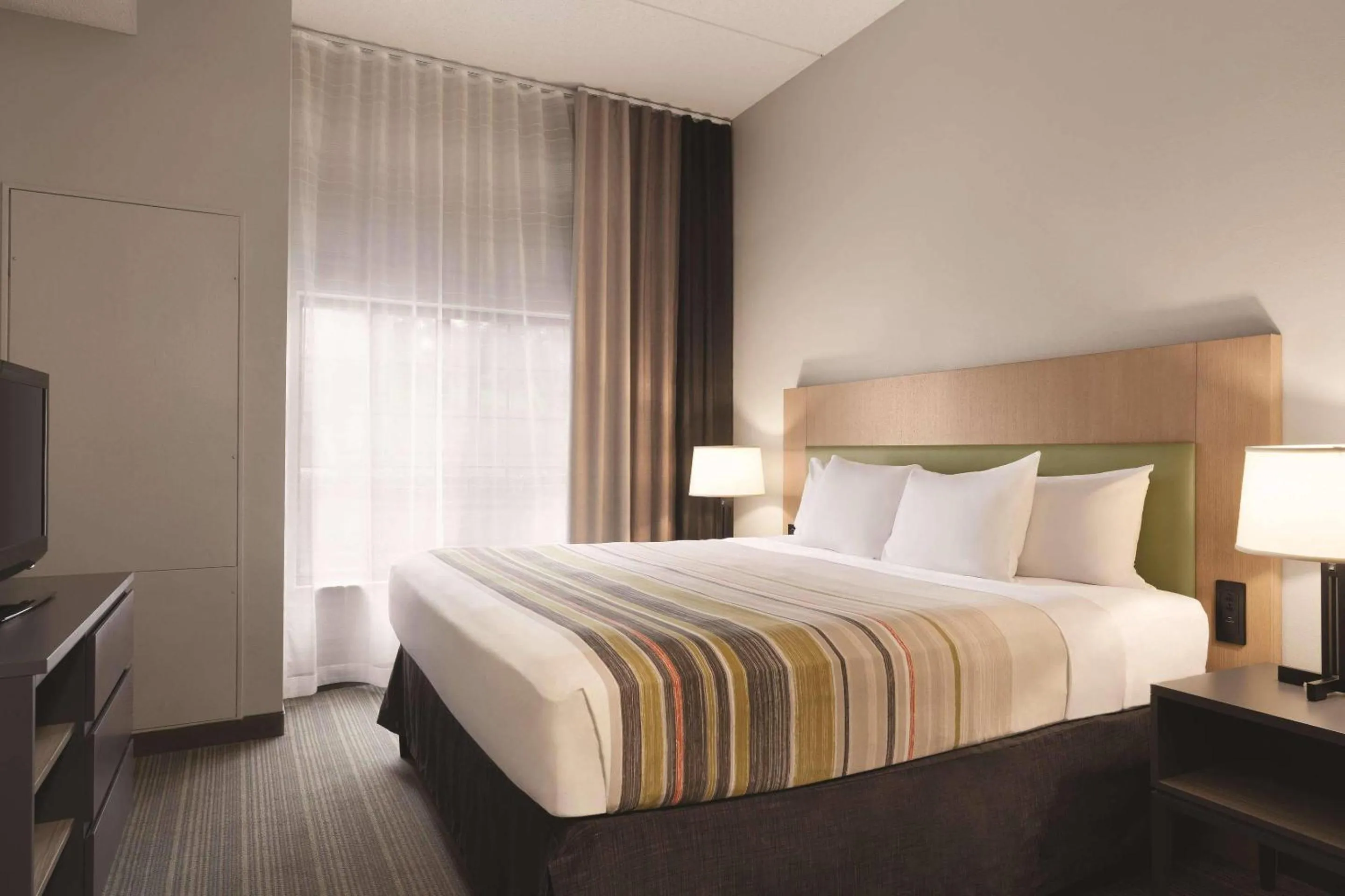 Bedroom, Bed in Country Inn & Suites by Radisson Raleigh-Durham Airport NC