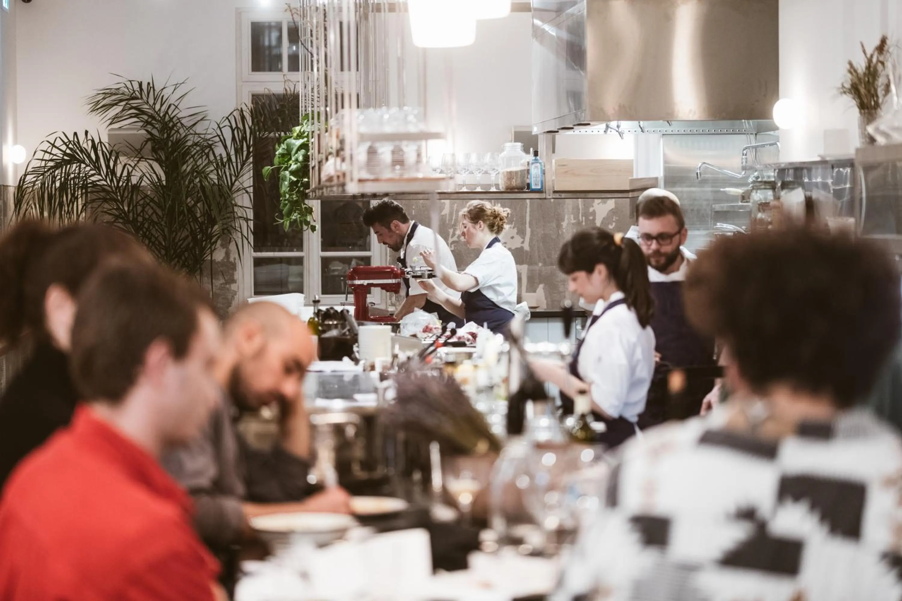 Restaurant/places to eat in Renoma