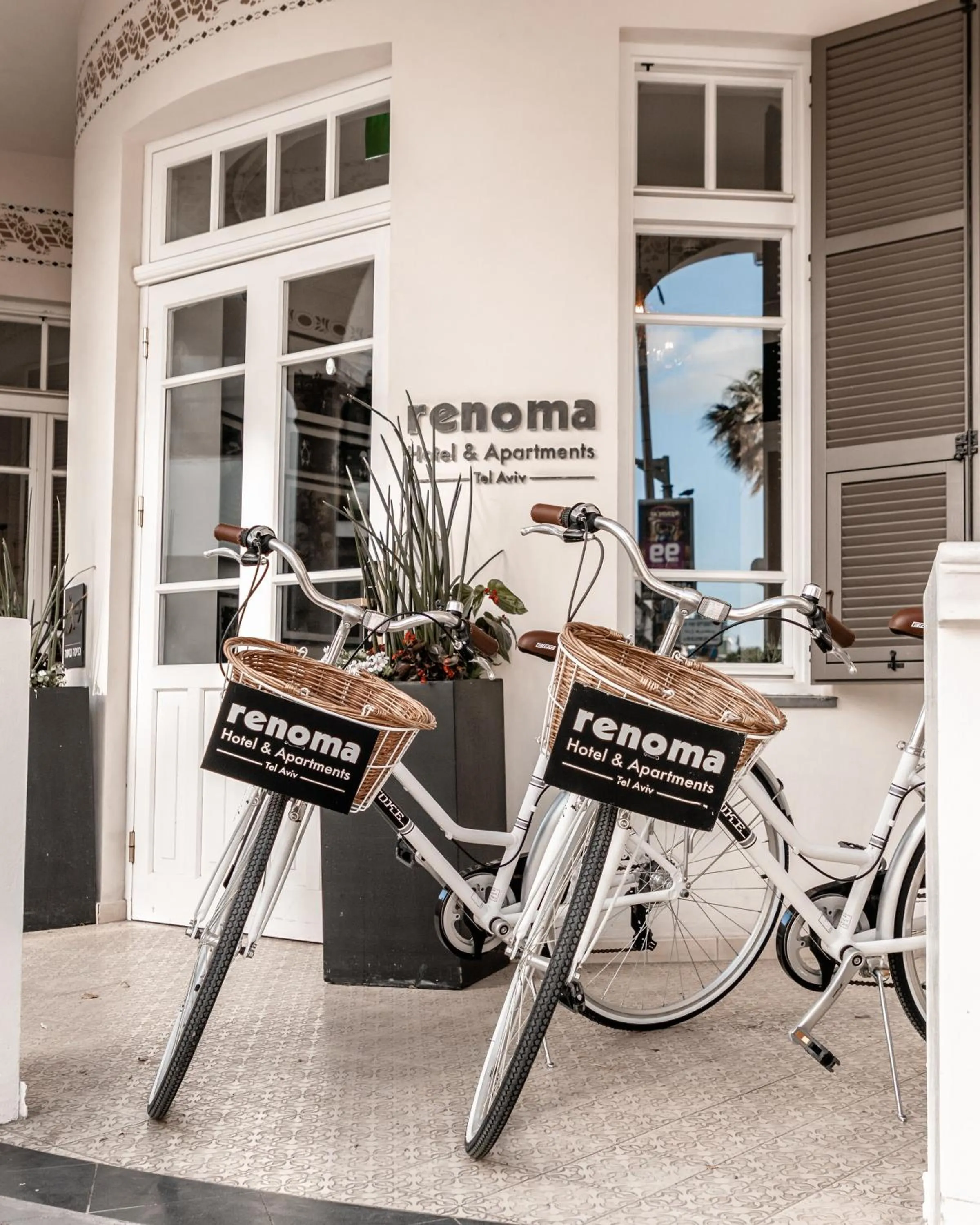 Facade/entrance in Renoma