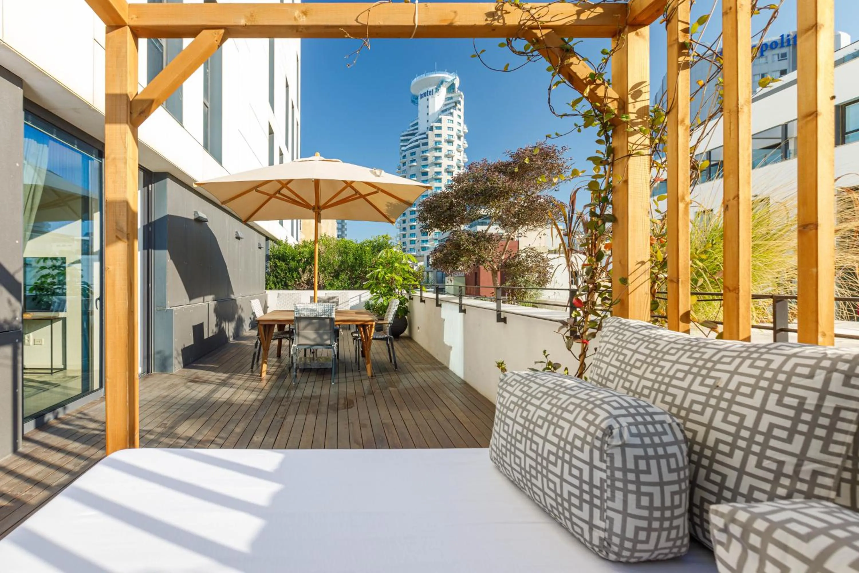 Balcony/Terrace in Renoma