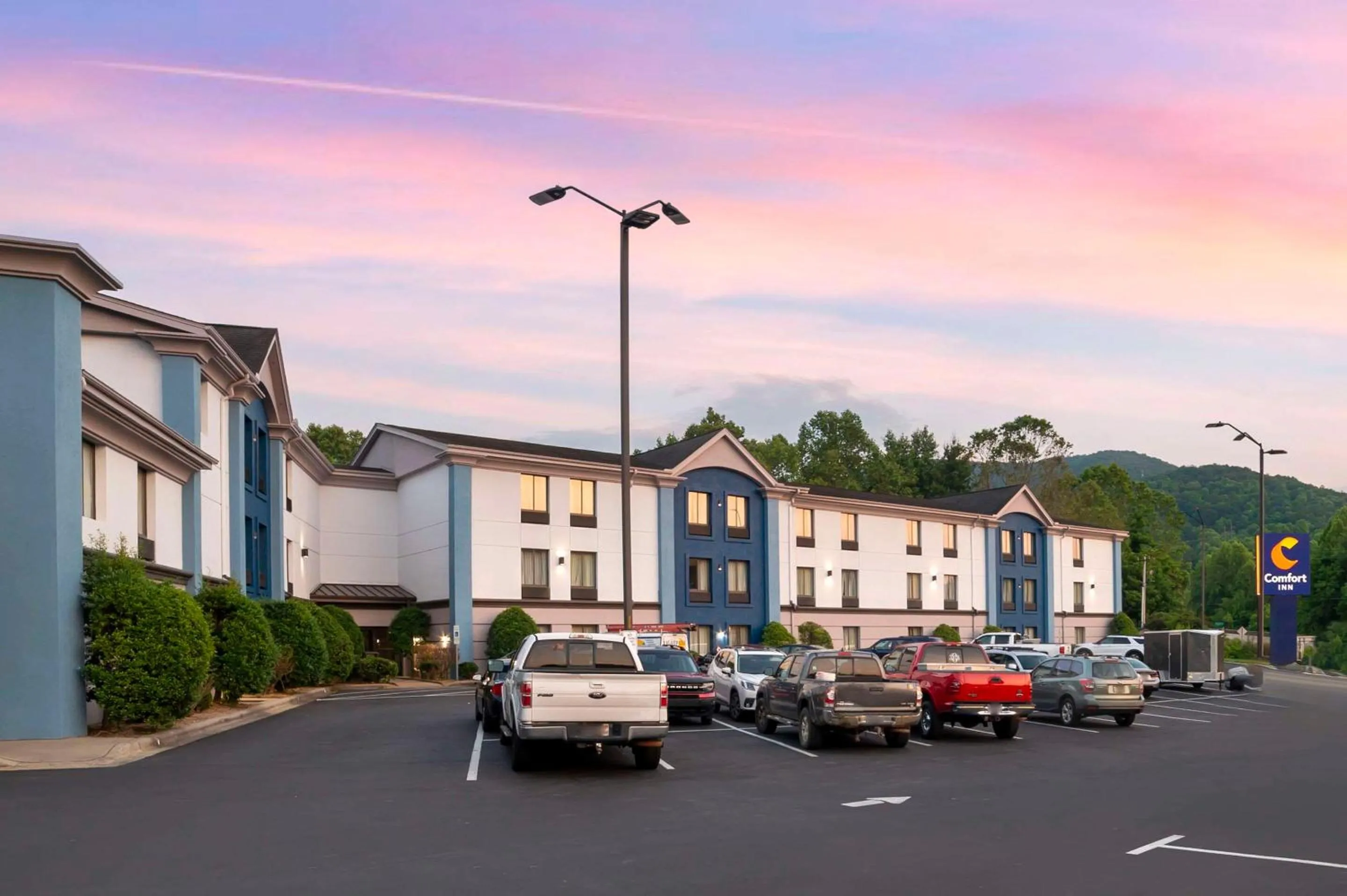Property building in Comfort Inn Asheville East-Blue Ridge Pkwy Access