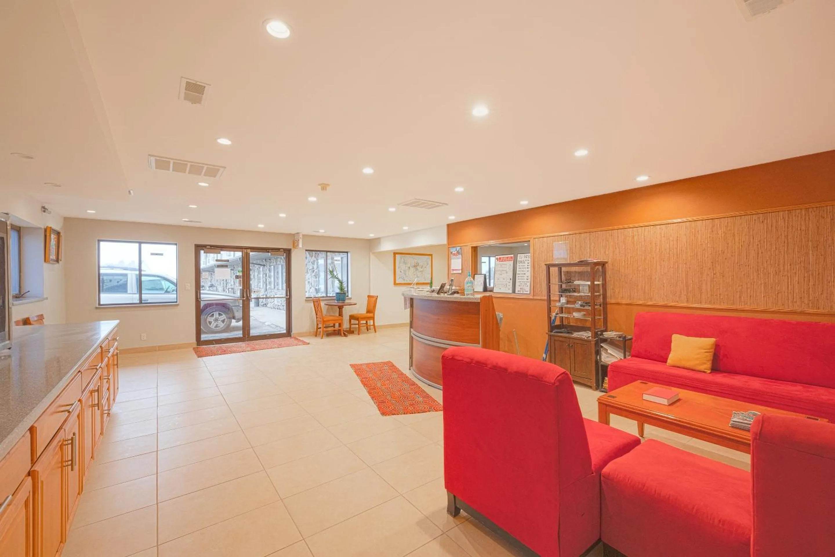 Lobby or reception in Harlan Inn and Suites By OYO Harlan