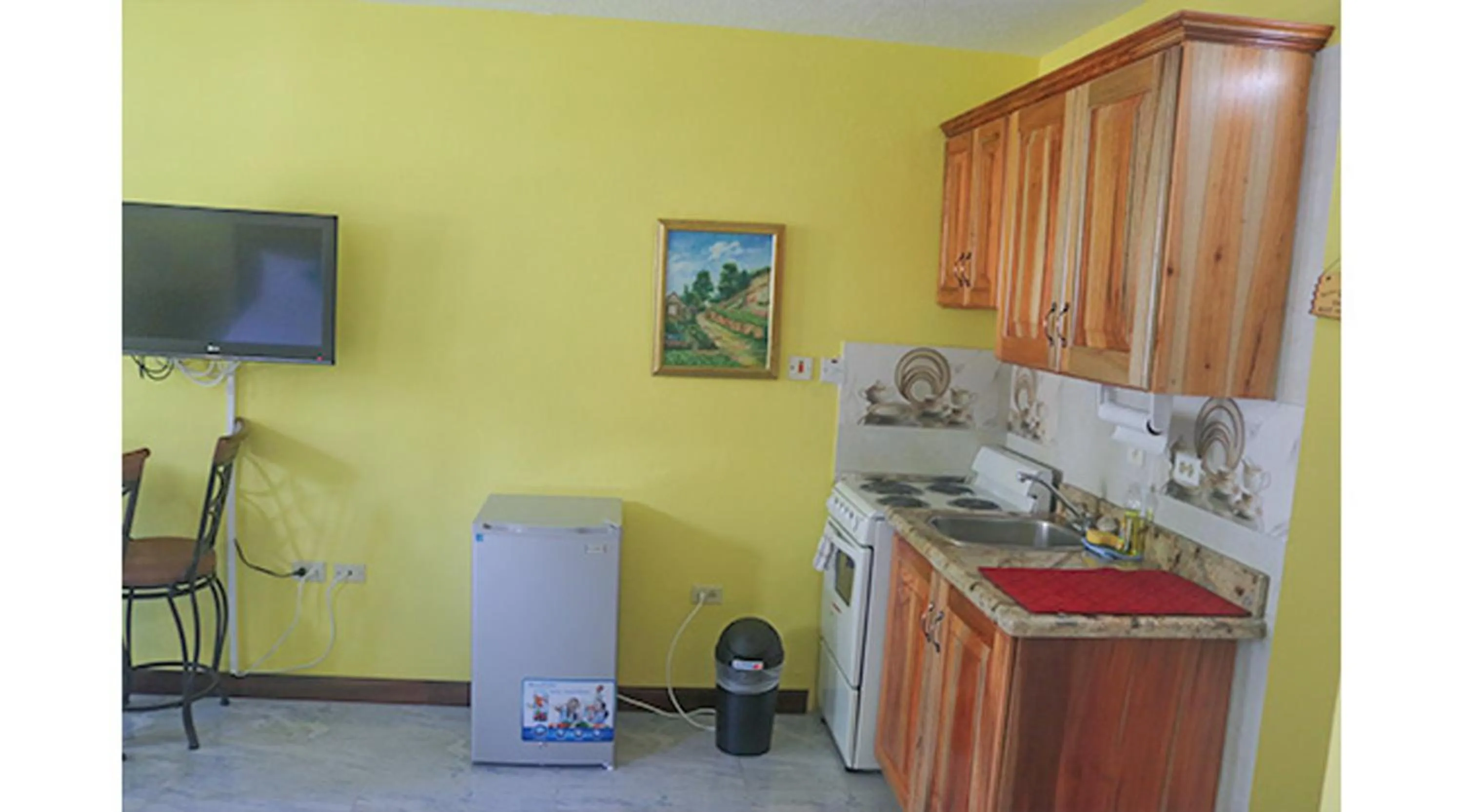 Kitchen or kitchenette in Conch Shell Beach Studio @ Sandcastles