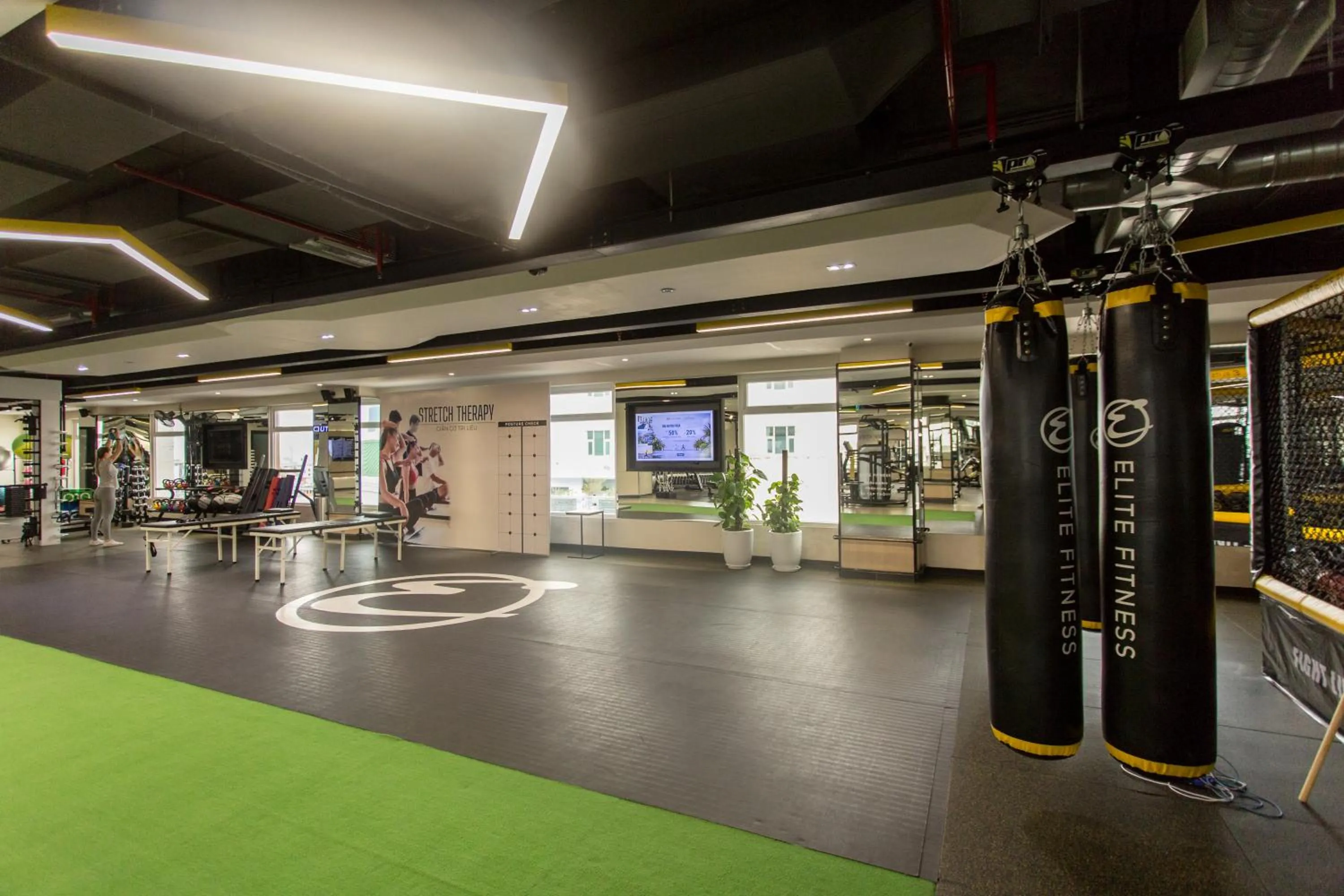 Fitness centre/facilities in Vinh Trung Plaza Hotel