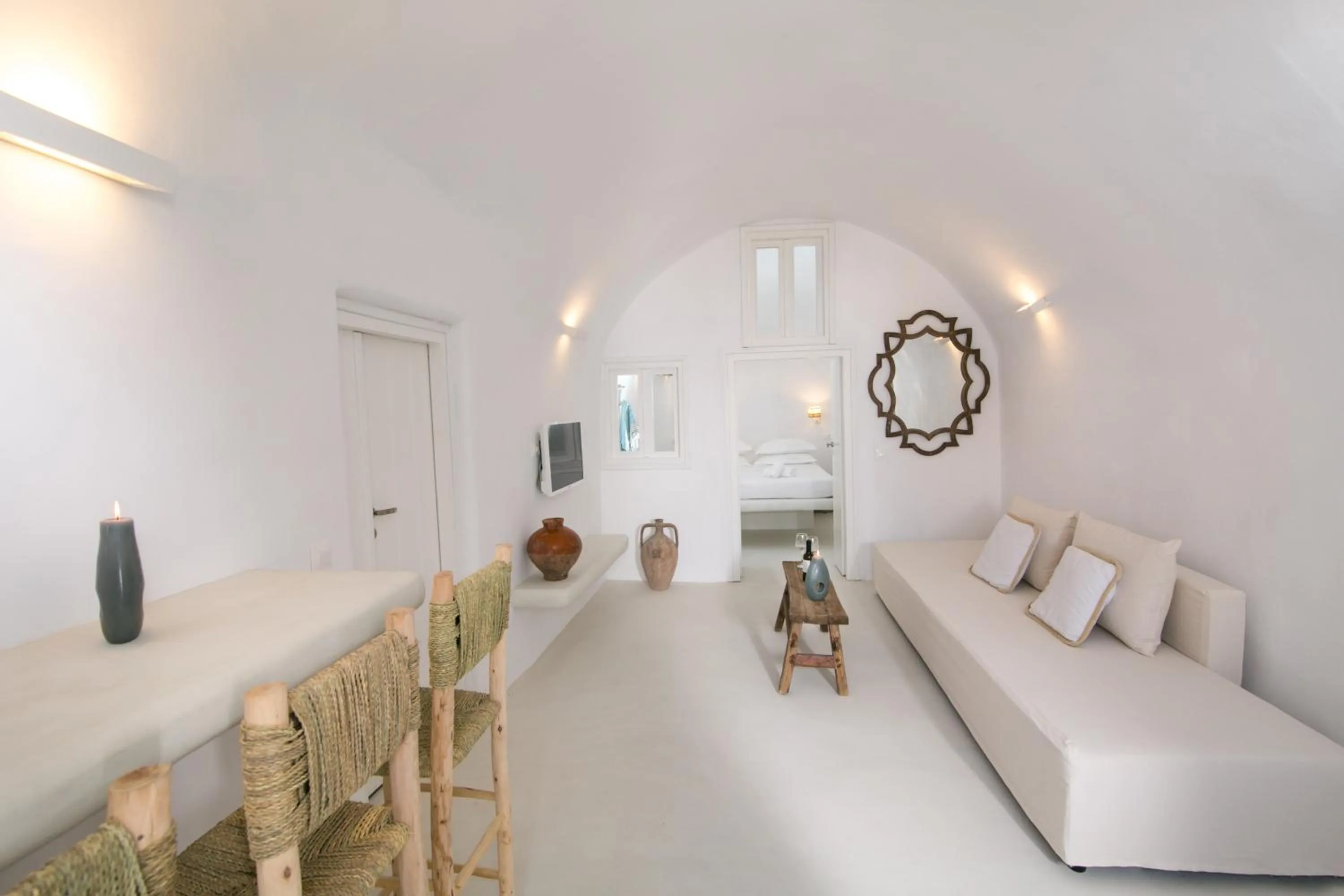 Shower in Morfi Cave House