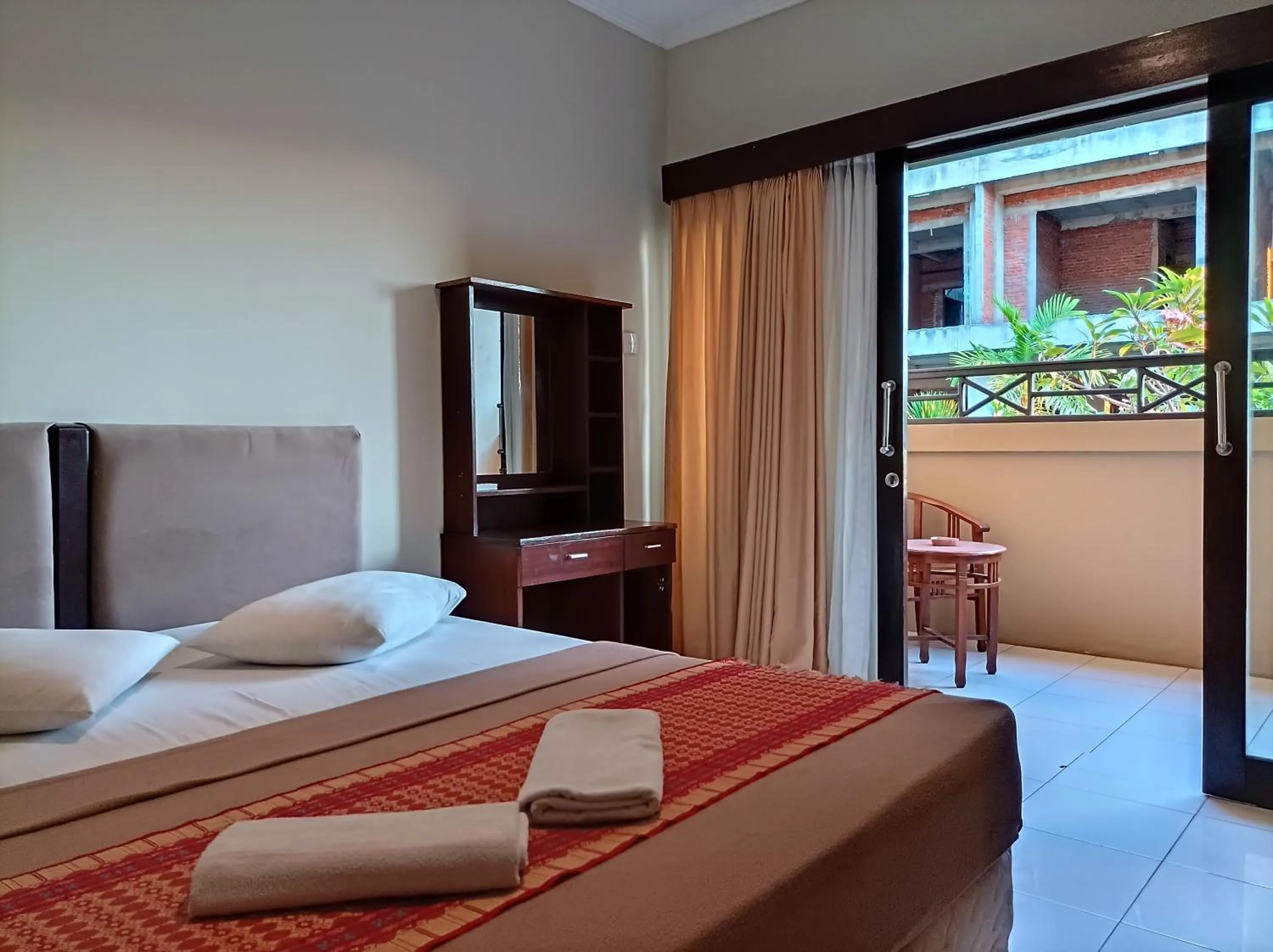 Bedroom, Bed in Sapta Petala Hotel