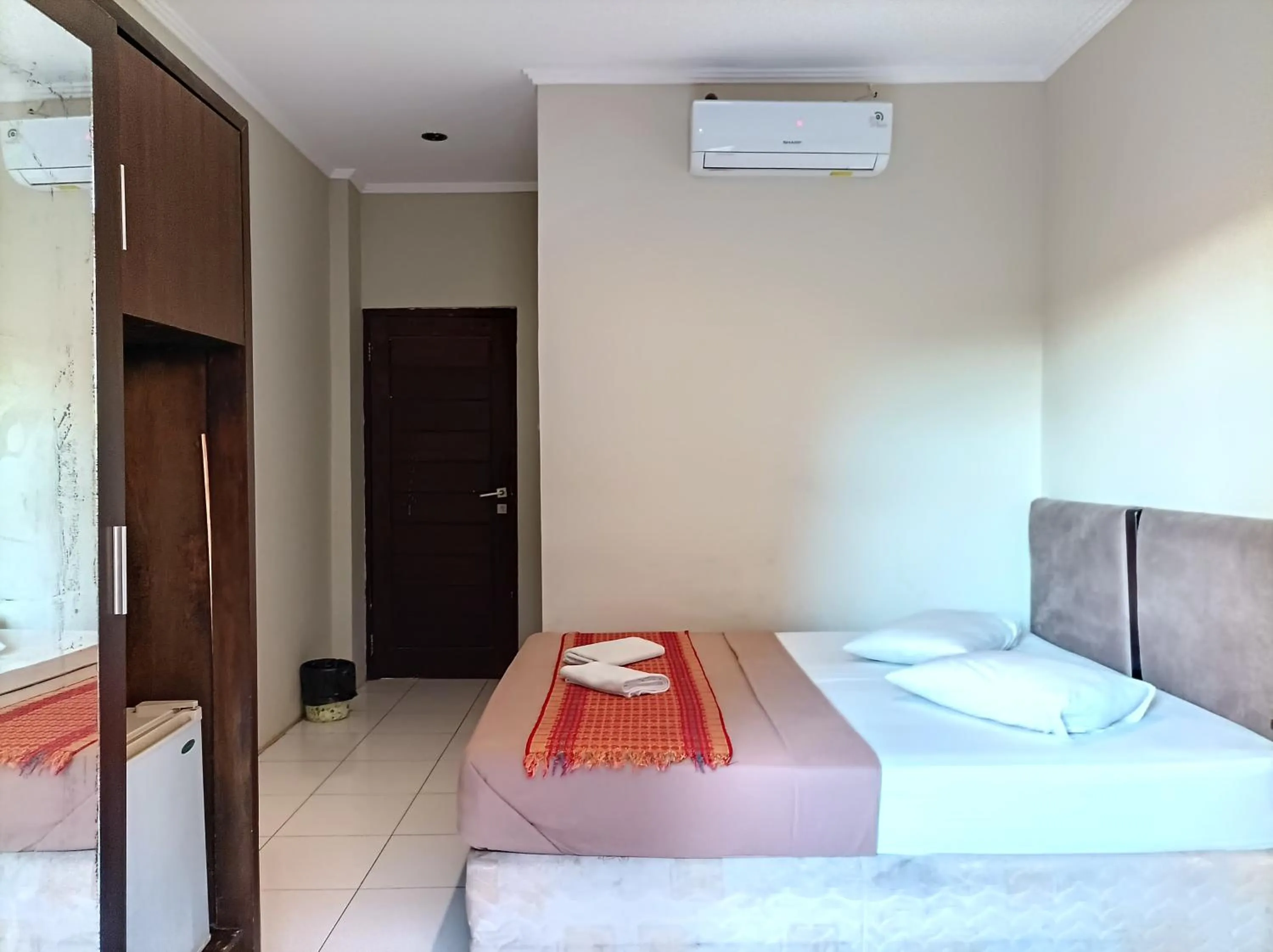 Bedroom, Bed in Sapta Petala Hotel