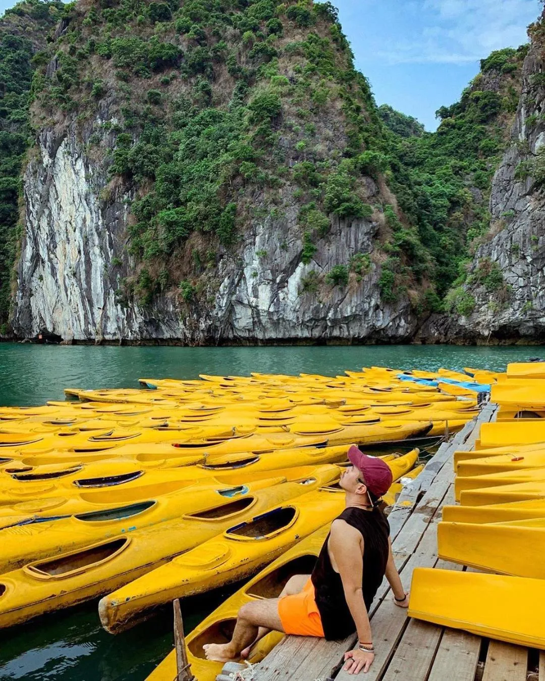 People in Sea Pearl Cat Ba Hotel