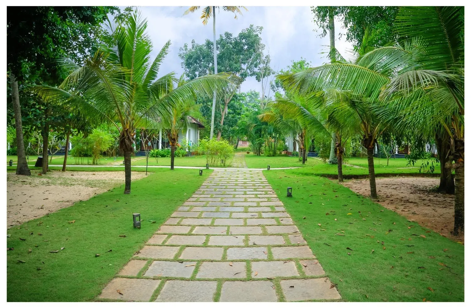 Garden in Seclude Kerala, Marari Sands