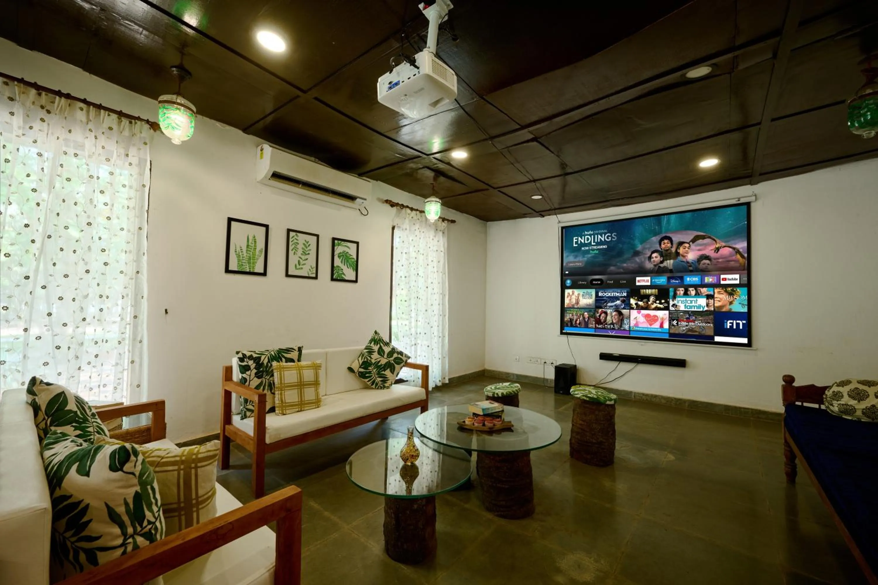 Lounge or bar in Seclude Kerala, Marari Sands