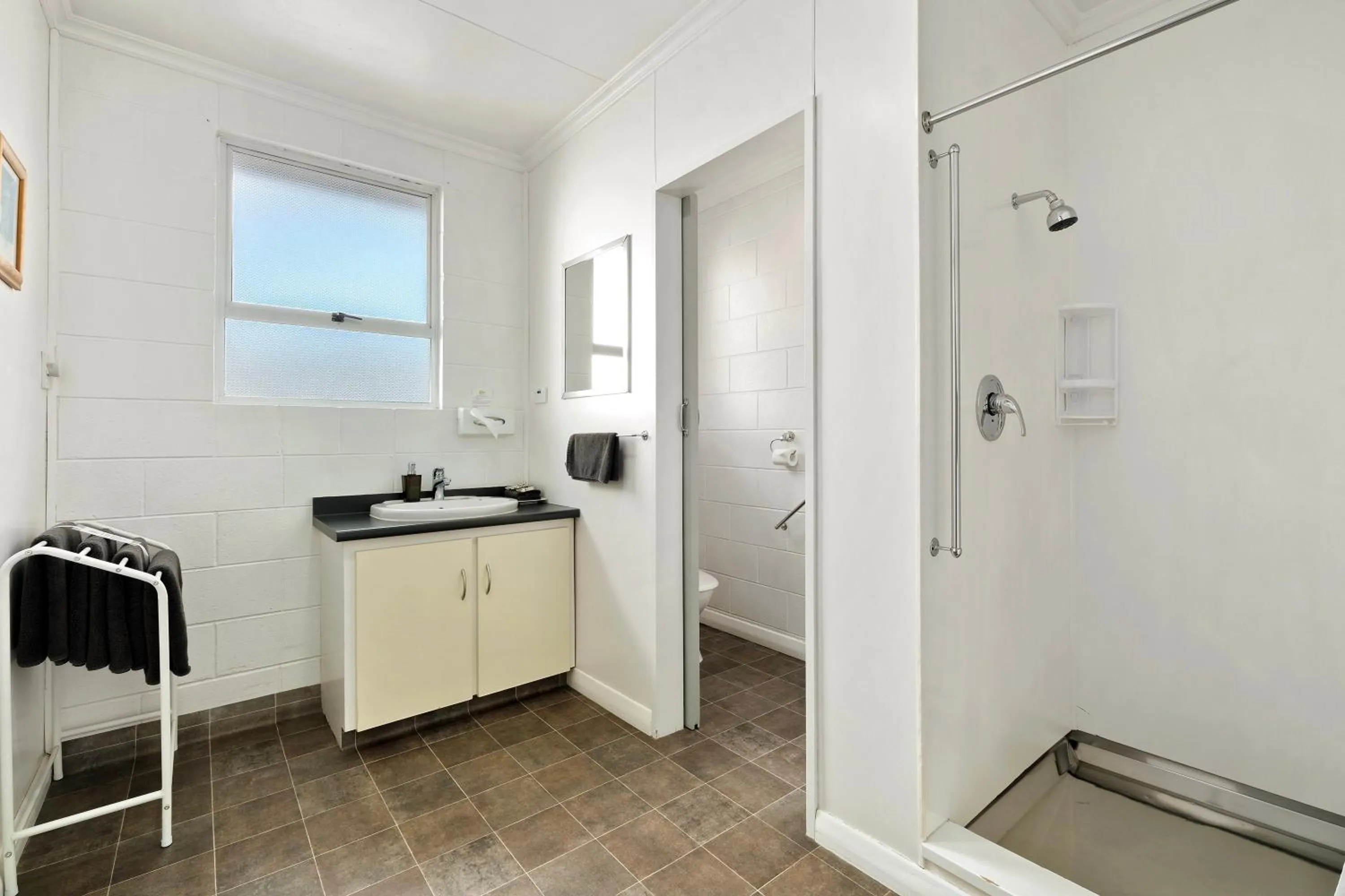 Central Gateway Motel