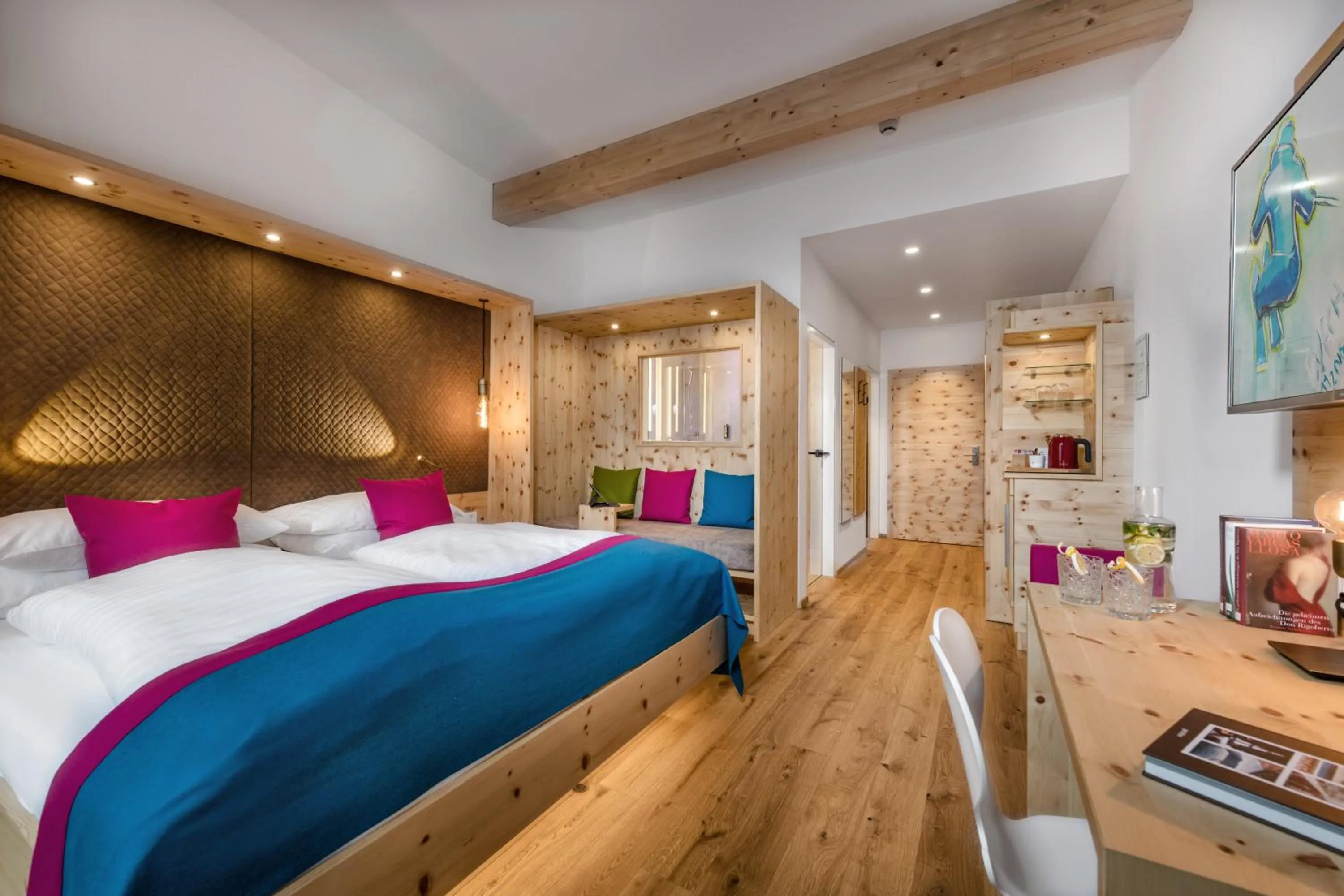 Decorative detail, Bed in Impuls Hotel Tirol