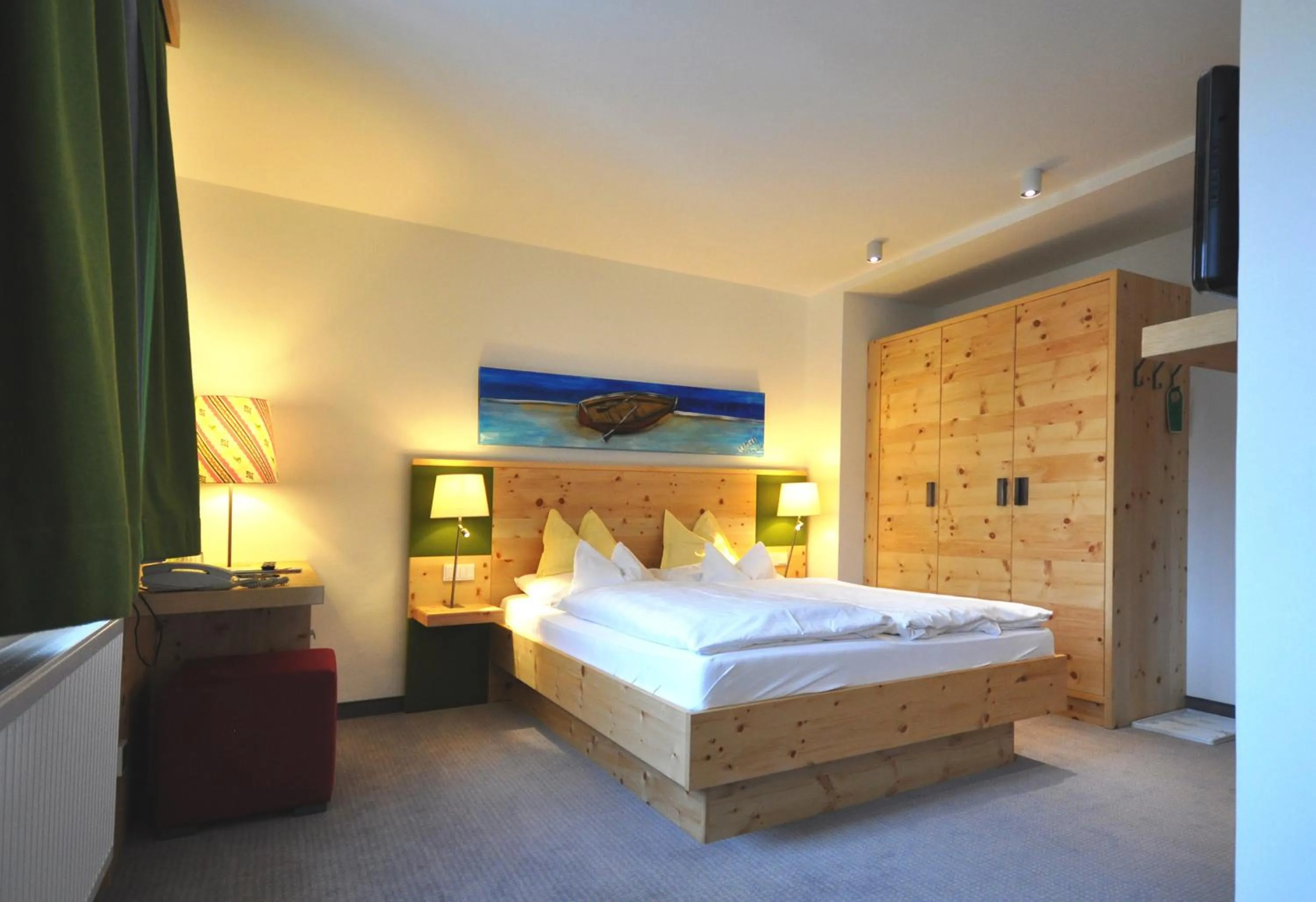 Bed in Impuls Hotel Tirol