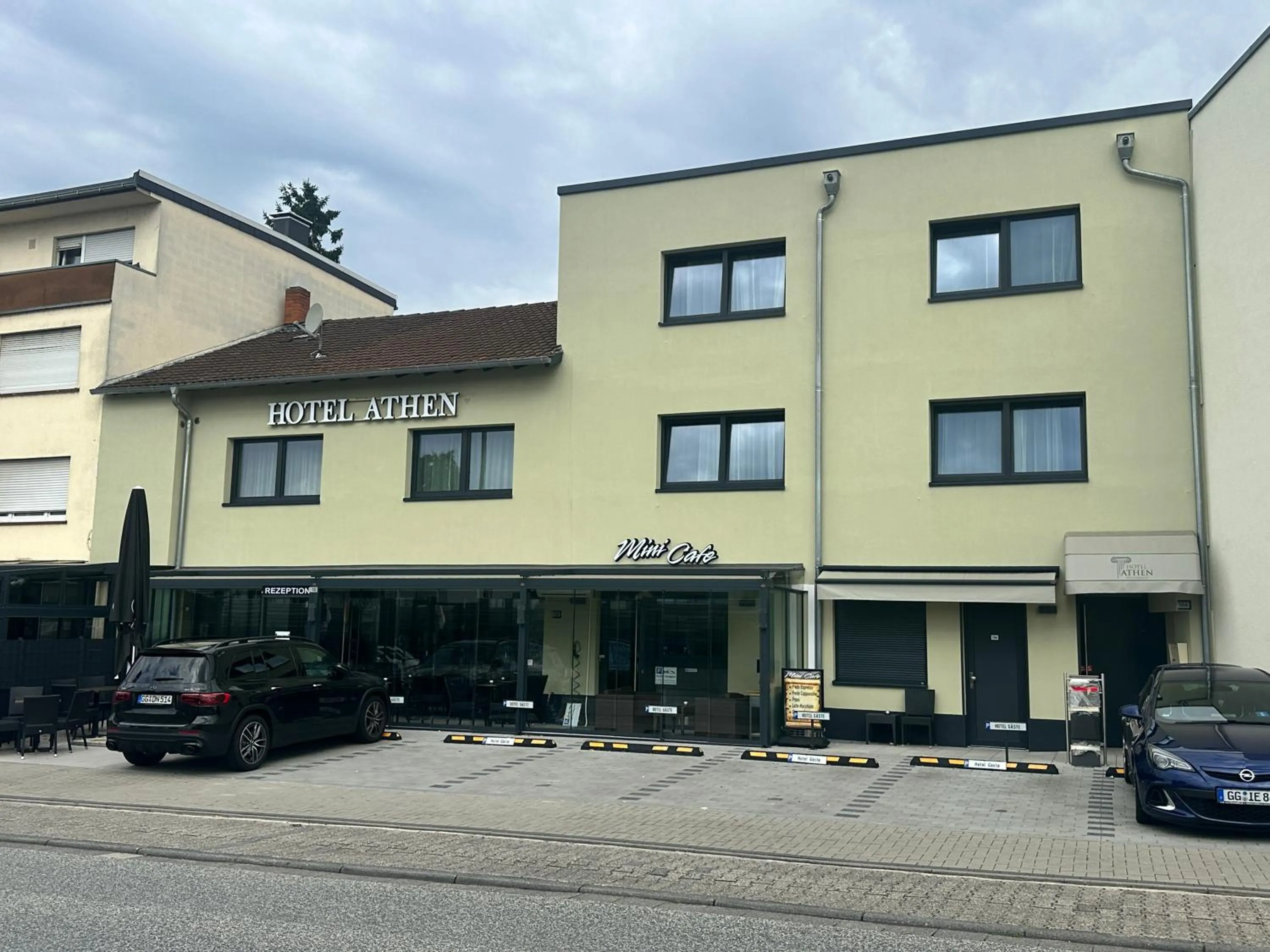 Property building in Hotel Athen Kelsterbach Frankfurt Airport