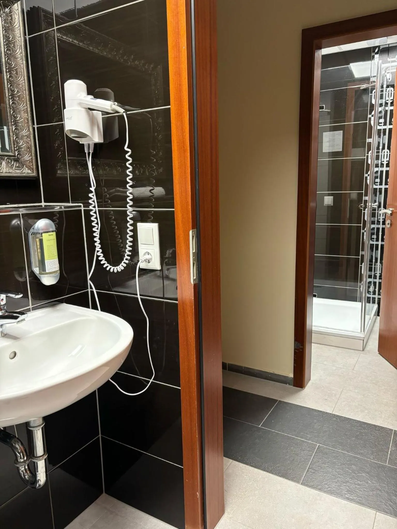 Hotel Athen Kelsterbach Frankfurt Airport