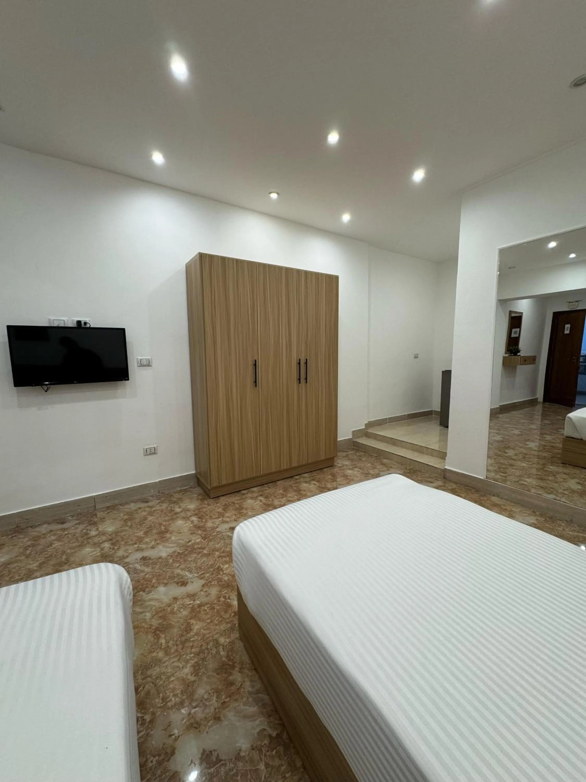 TV and multimedia, Bed in Lilly Rooms and Studio